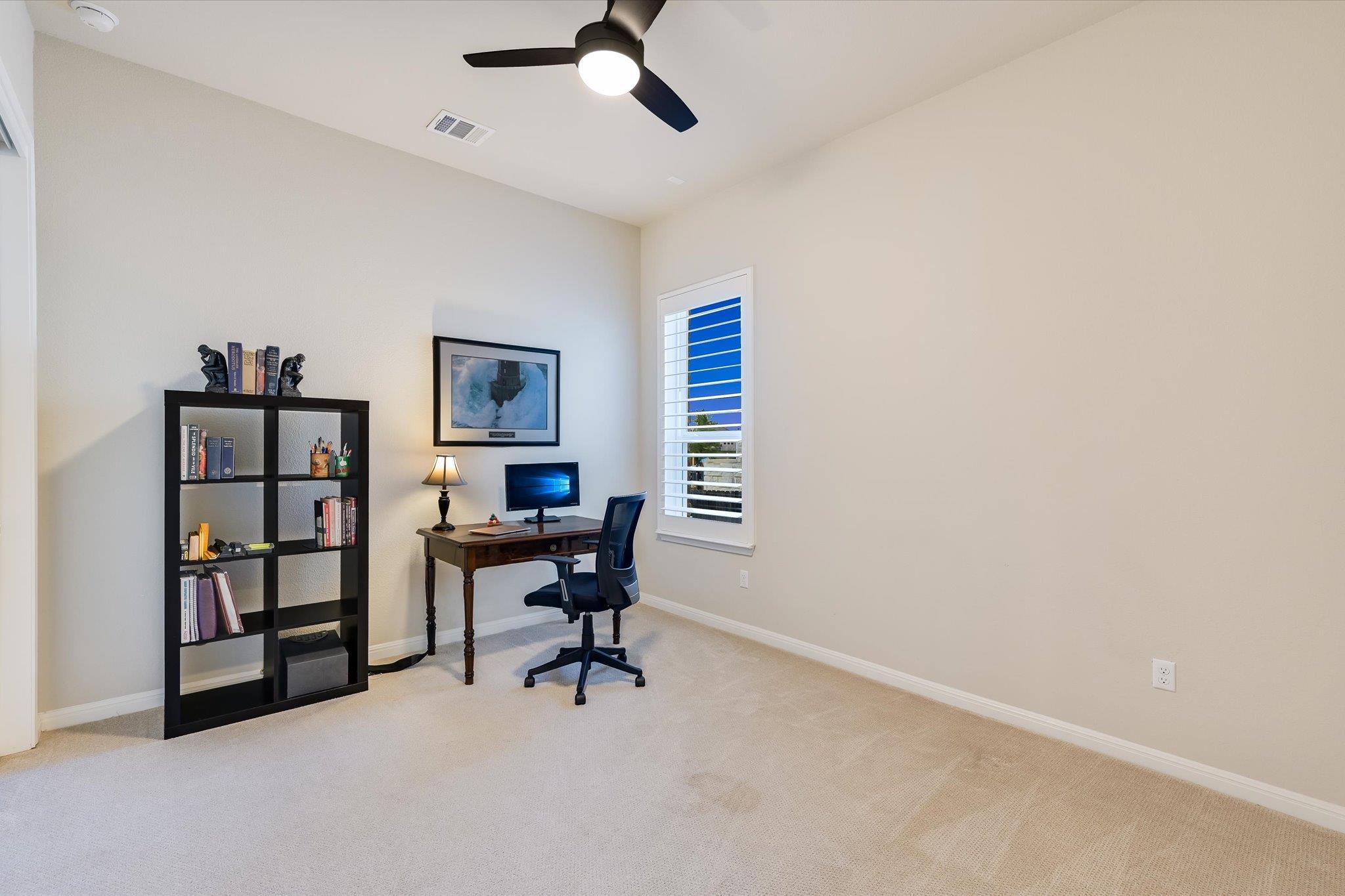 125 Ridgeview Ct, Georgetown, TX 78628