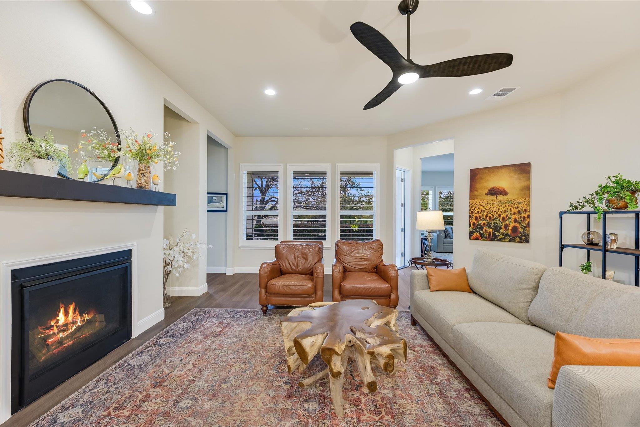 125 Ridgeview Ct, Georgetown, TX 78628