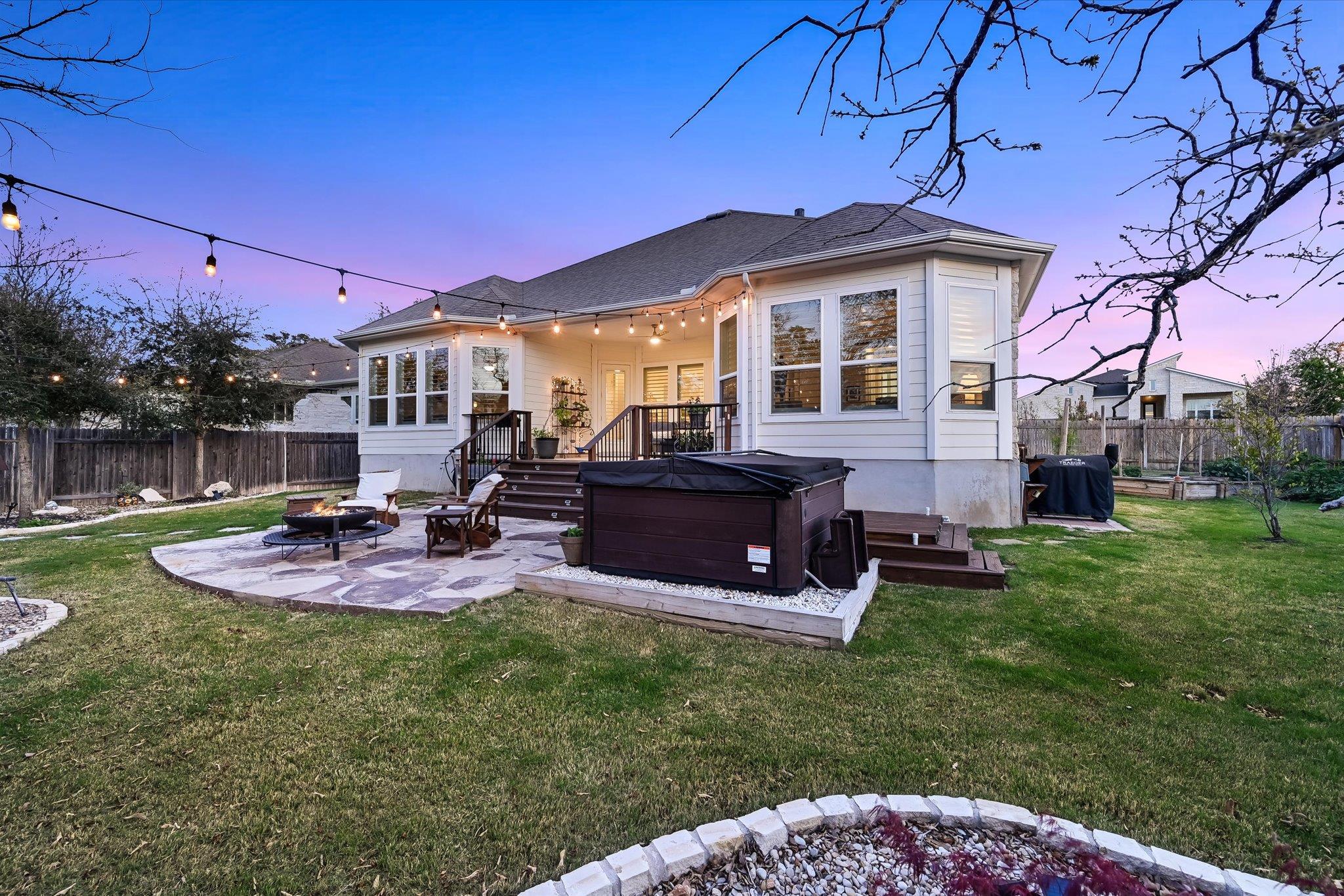 125 Ridgeview Ct, Georgetown, TX 78628