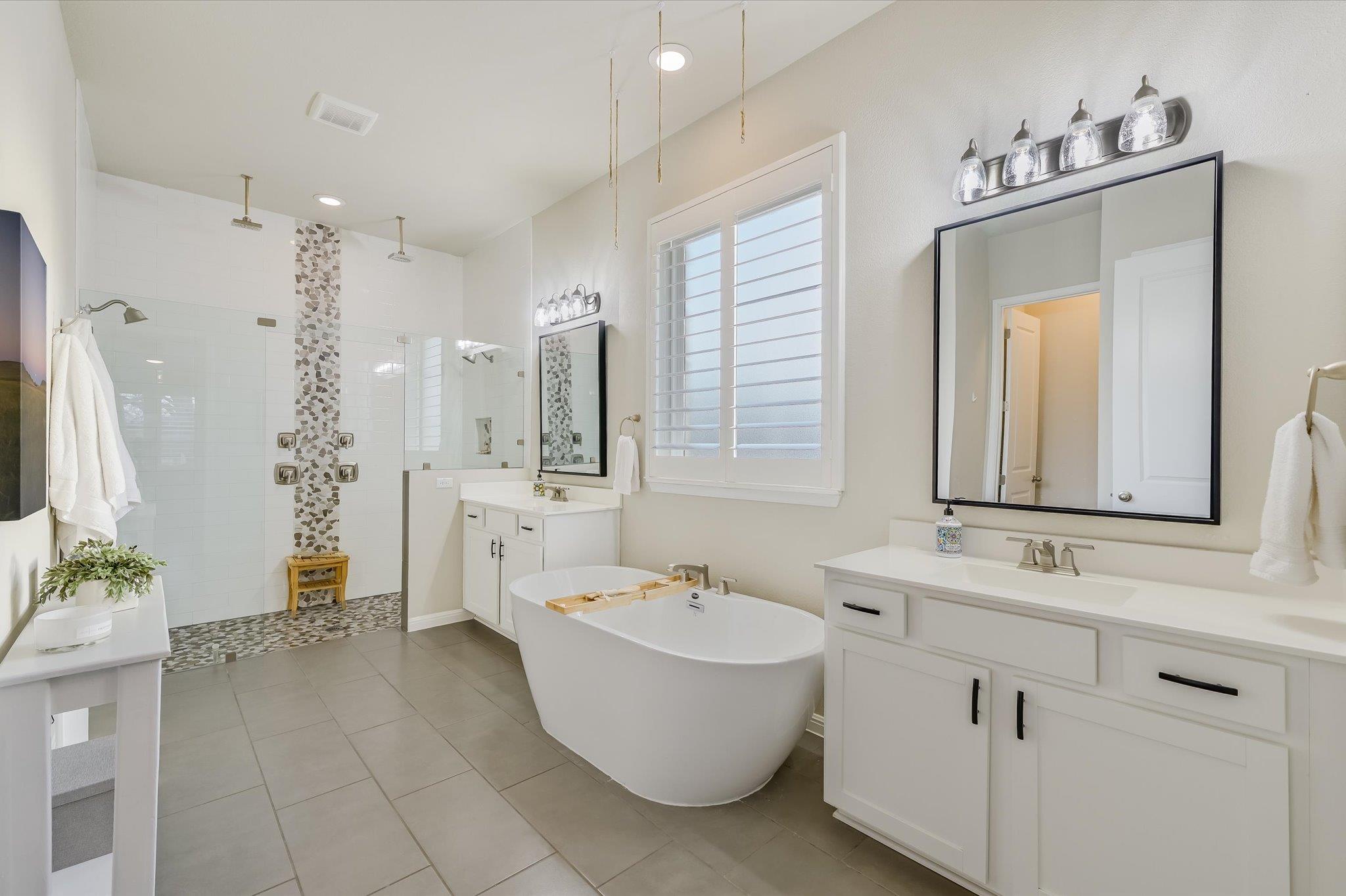 125 Ridgeview Ct, Georgetown, TX 78628