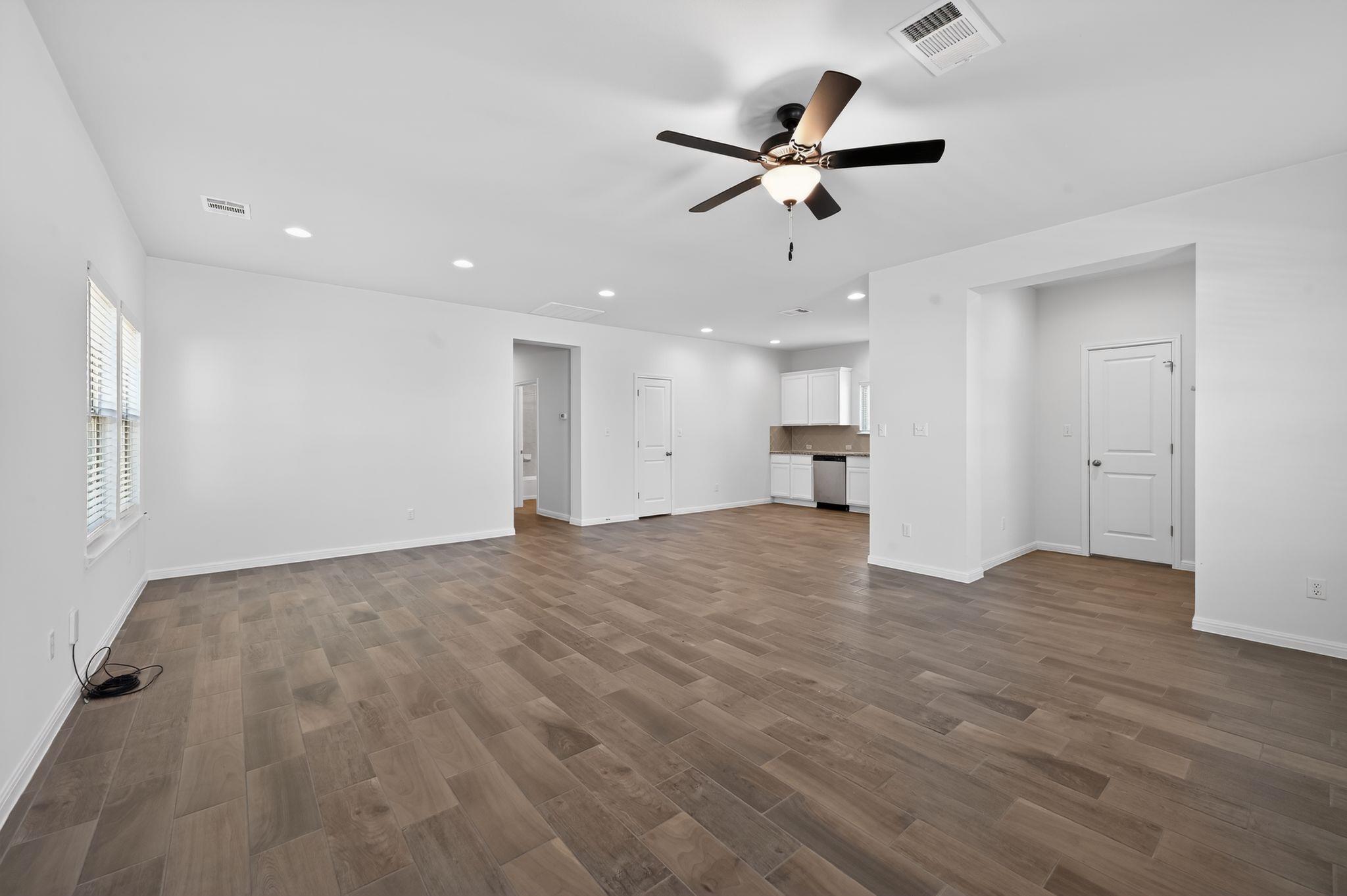 221 Arabian Colt Dr, Georgetown, TX 78626