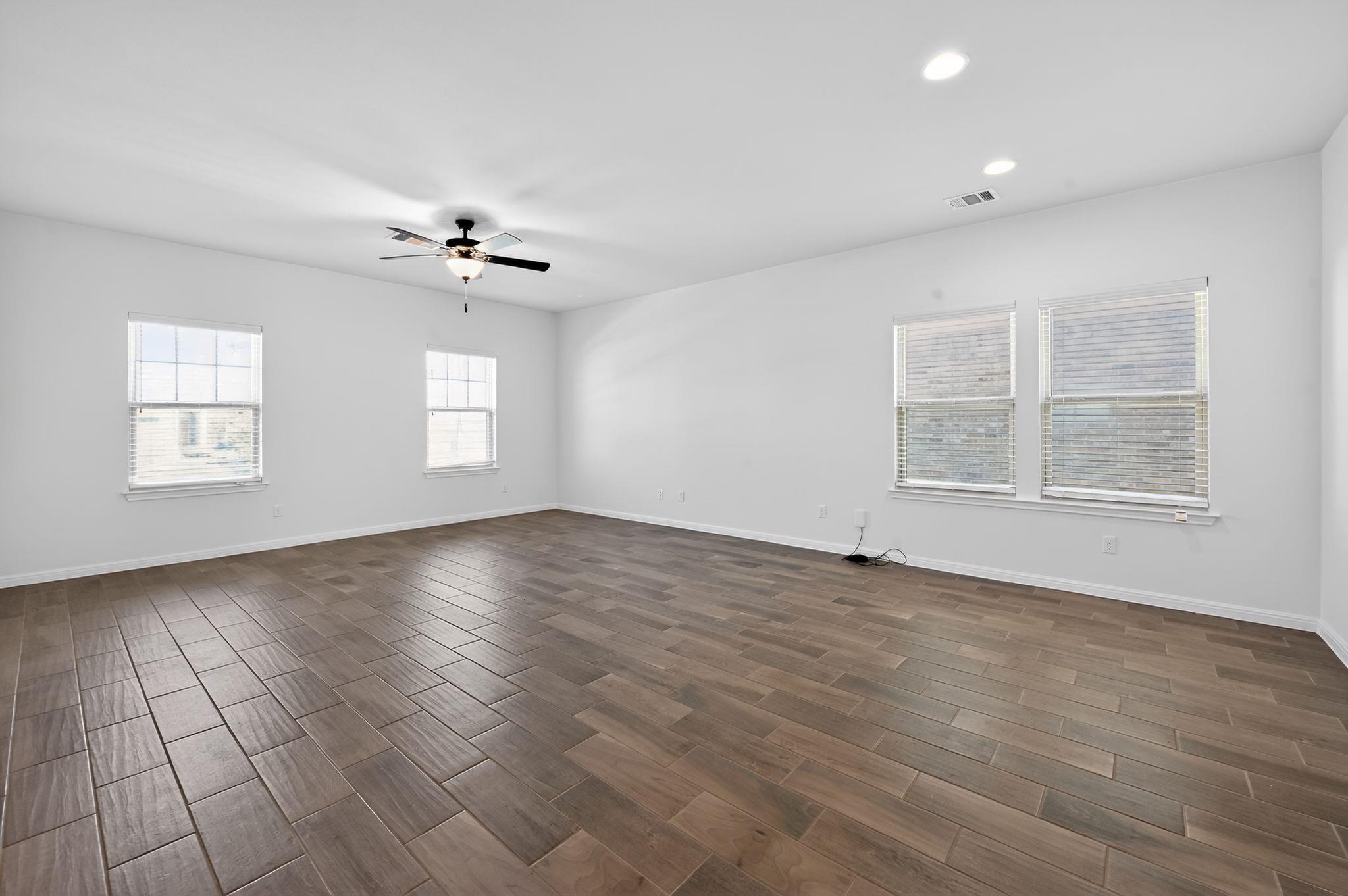 221 Arabian Colt Dr, Georgetown, TX 78626