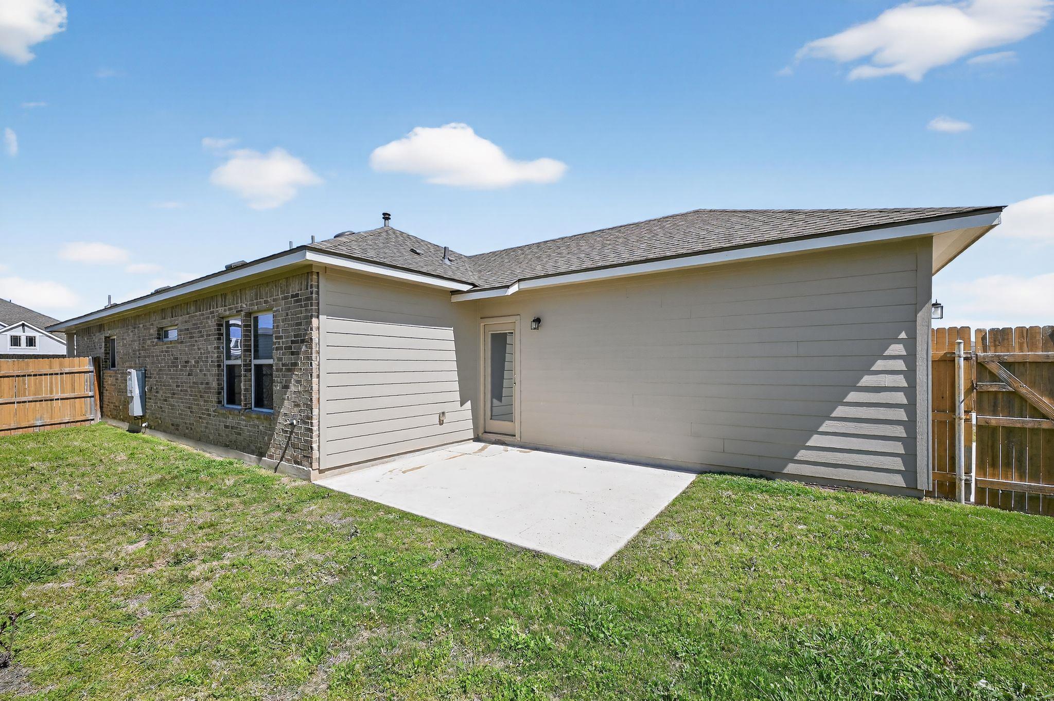 221 Arabian Colt Dr, Georgetown, TX 78626