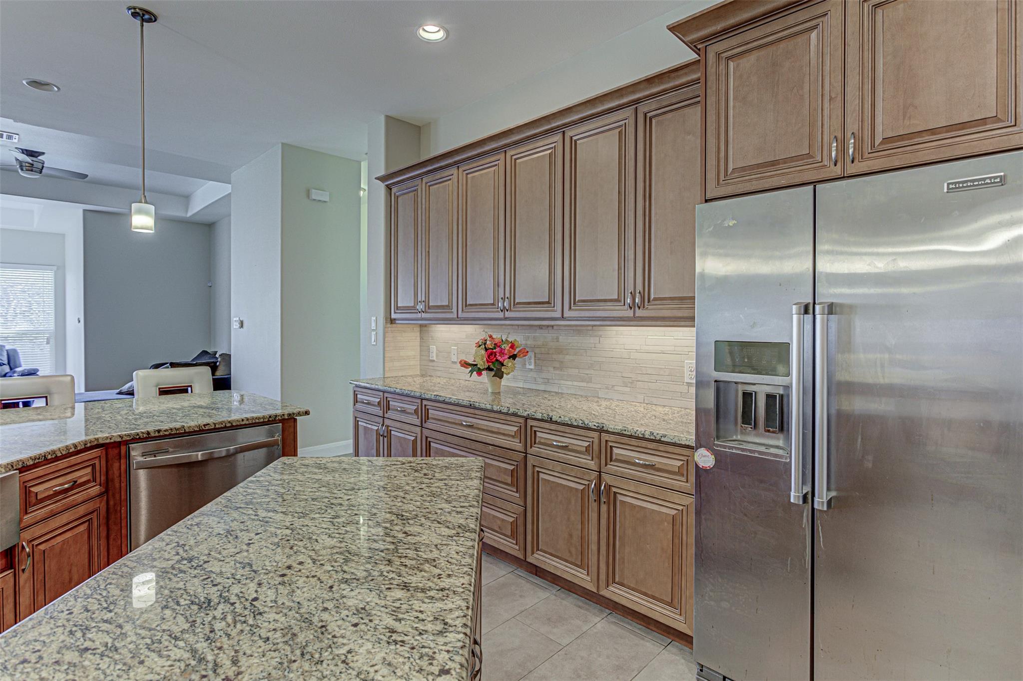 105 Arbors Cir, Elgin, TX 78621