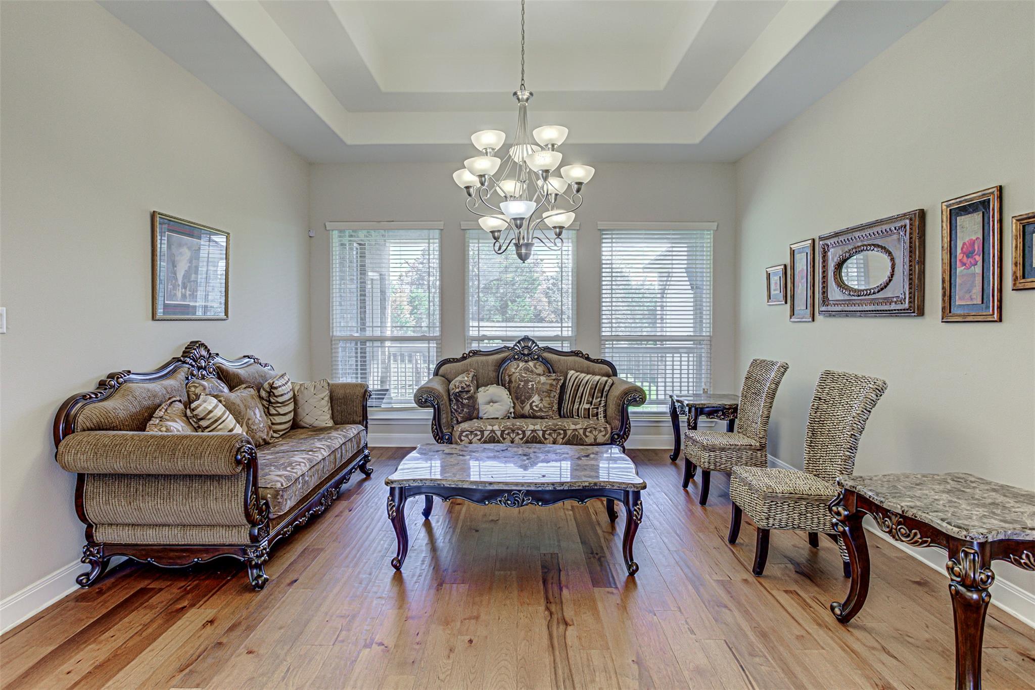 105 Arbors Cir, Elgin, TX 78621