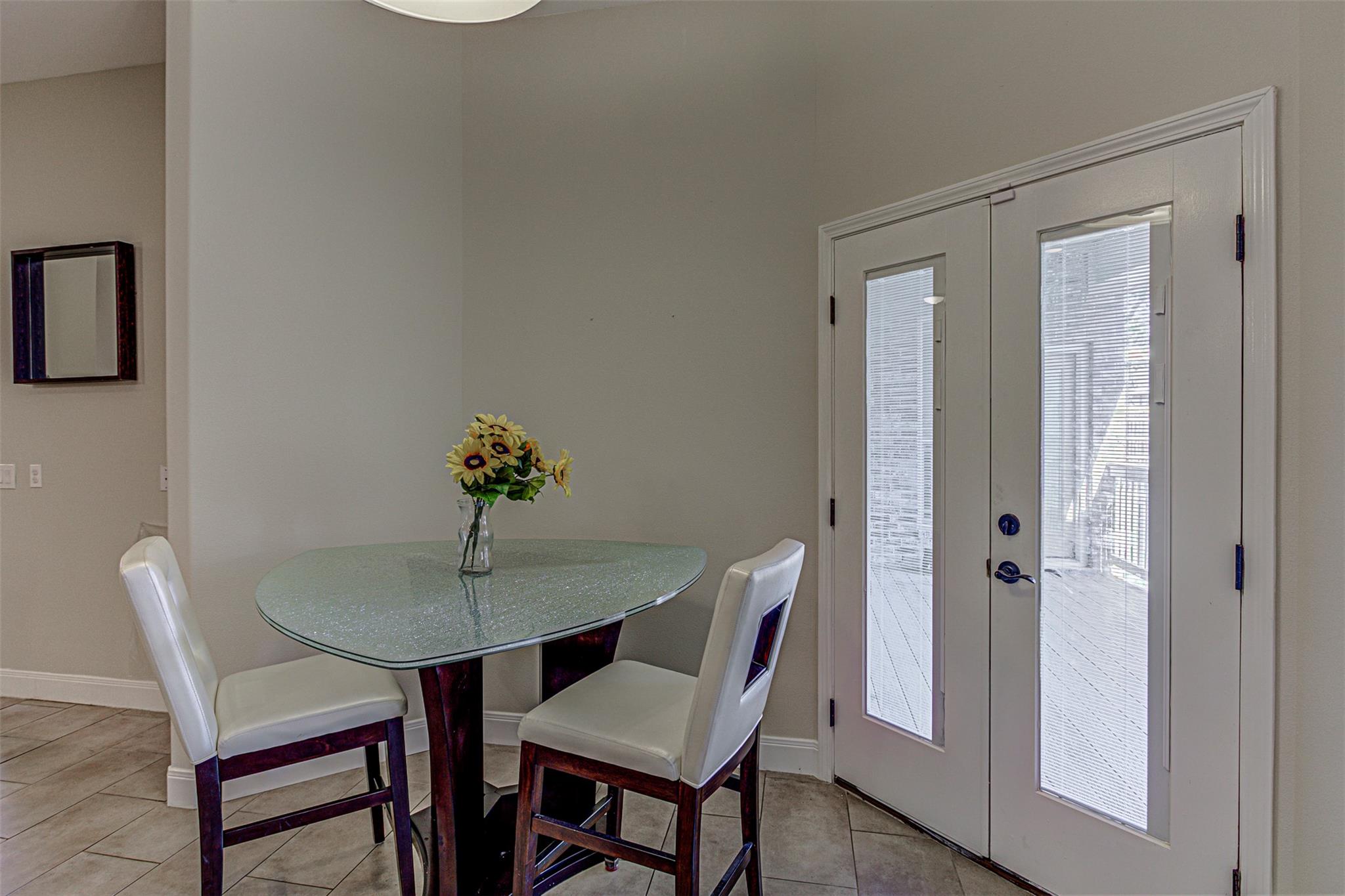 105 Arbors Cir, Elgin, TX 78621