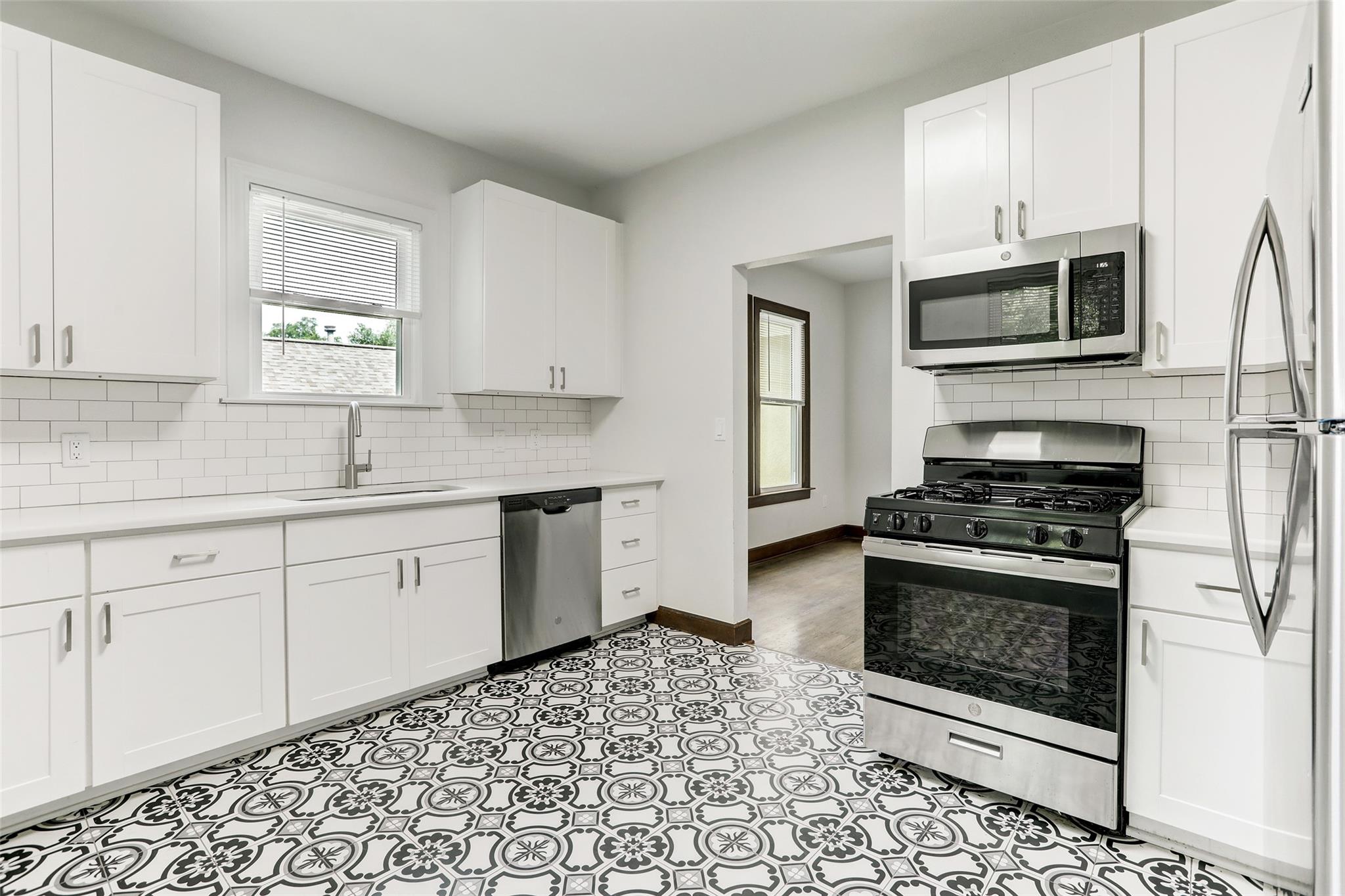 603 Bellevue Pl # B, Austin, TX 78705