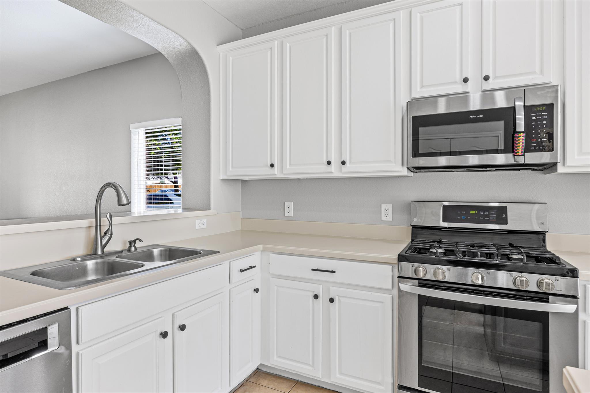 10805 Trail Weary Dr, Austin, TX 78754