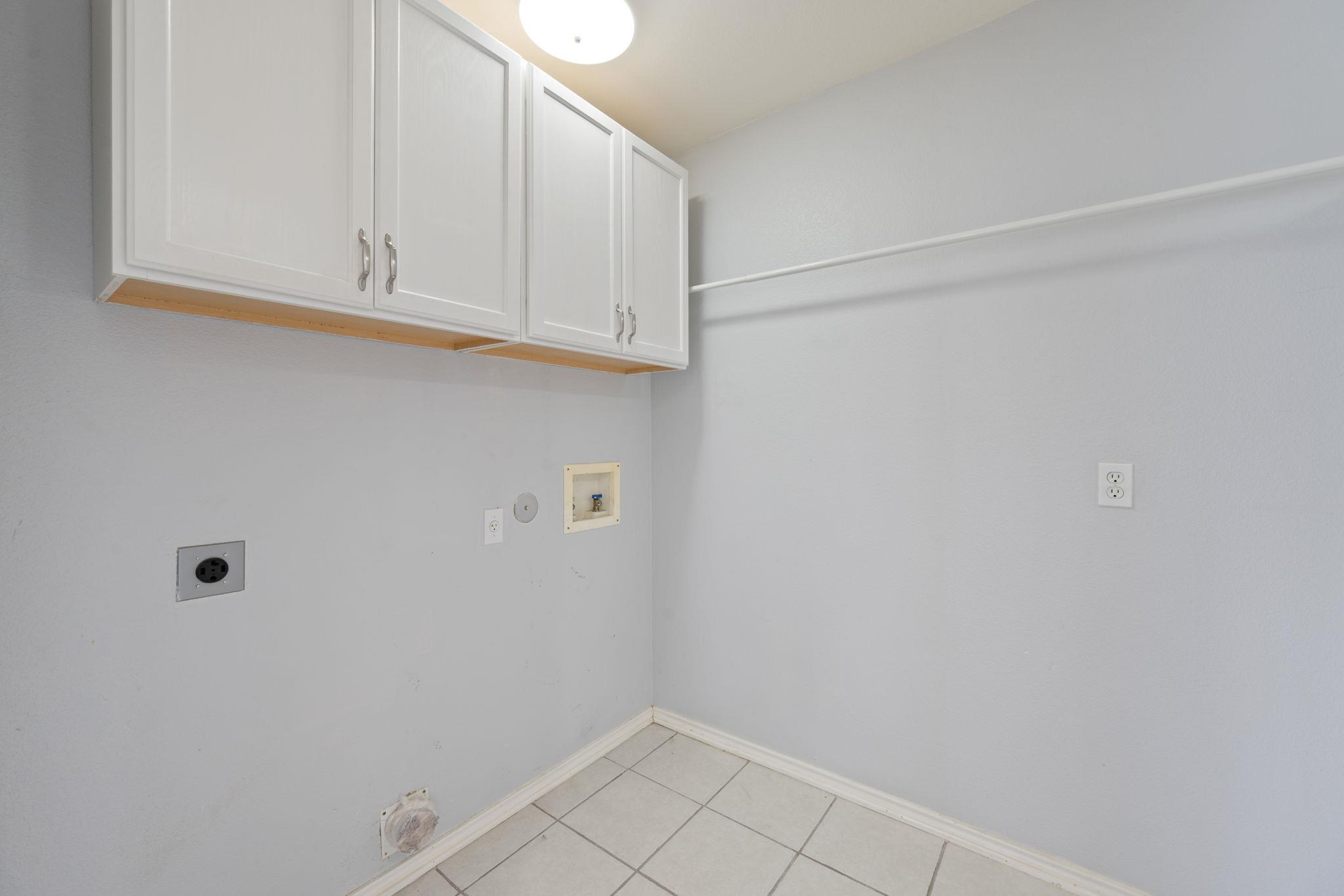 1703 Balsam Way, Round Rock, TX 78665