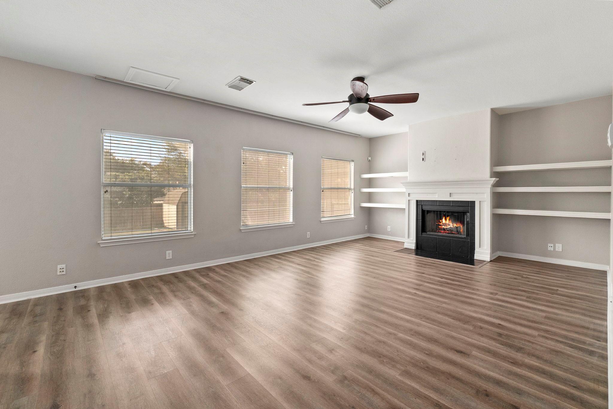 1641 Ebony Ln, Schertz, TX 78154