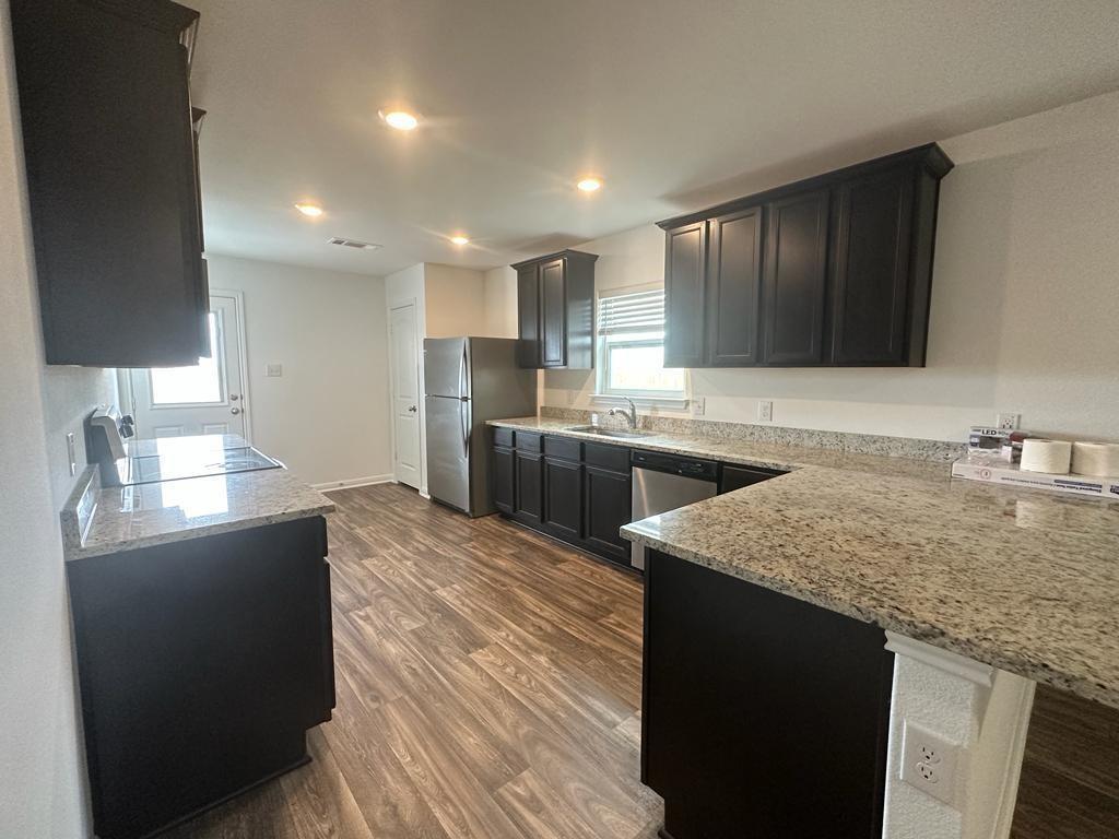 18300 SPECULATOR Ln, Elgin, TX 78621