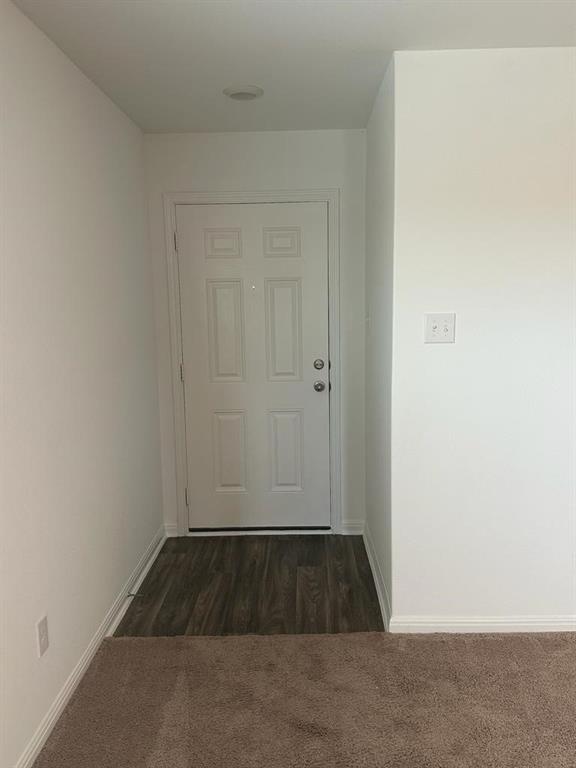 18300 SPECULATOR Ln, Elgin, TX 78621