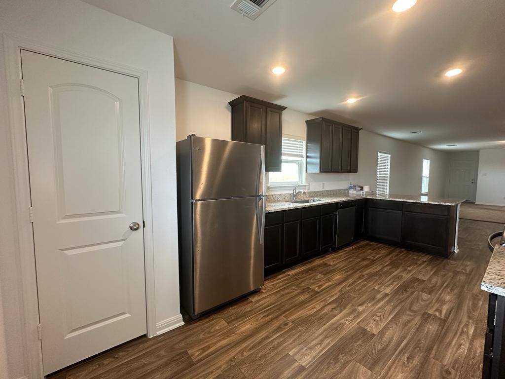 18300 SPECULATOR Ln, Elgin, TX 78621