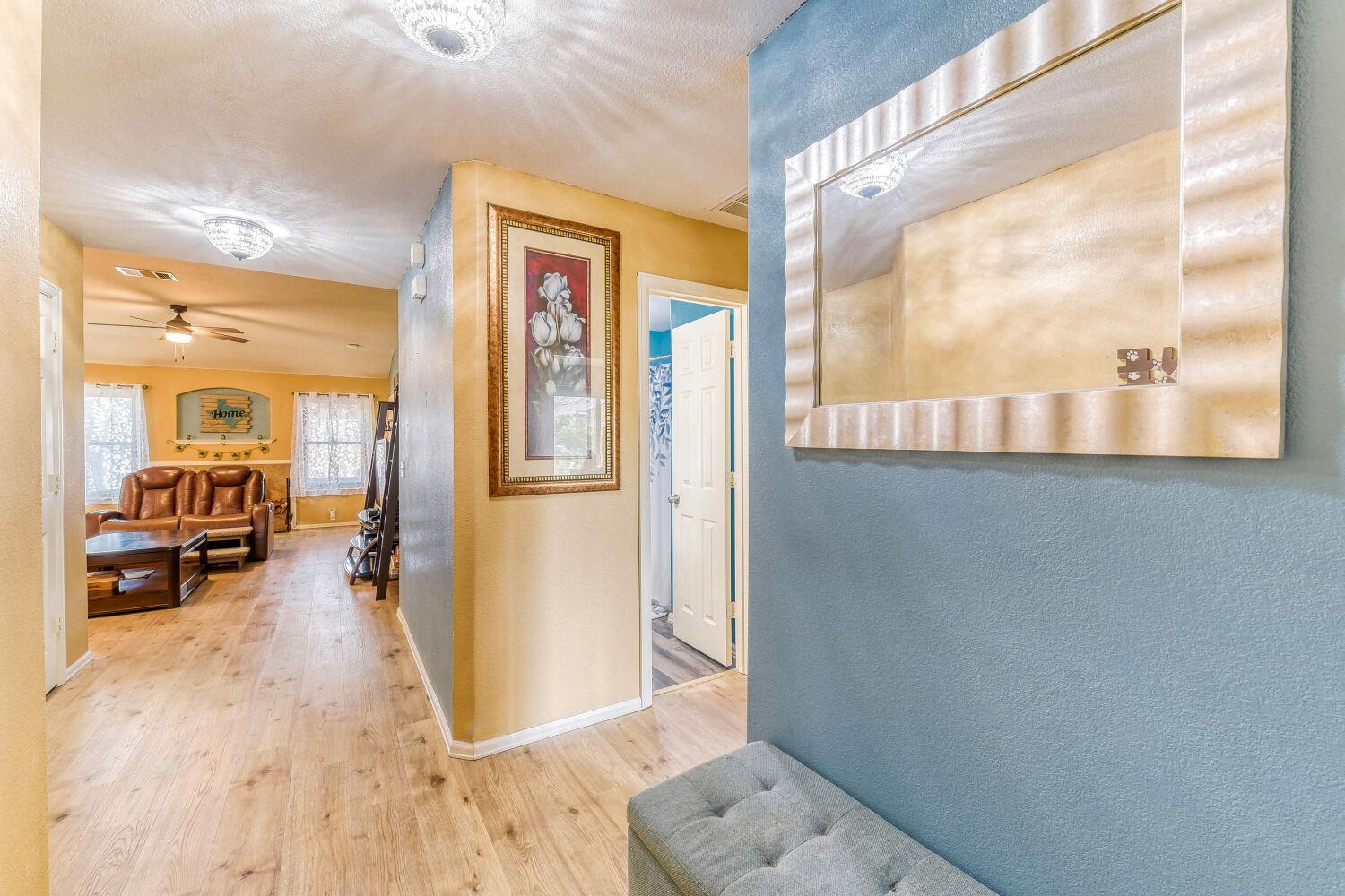 1319 Belmont Dr, San Marcos, TX 78666