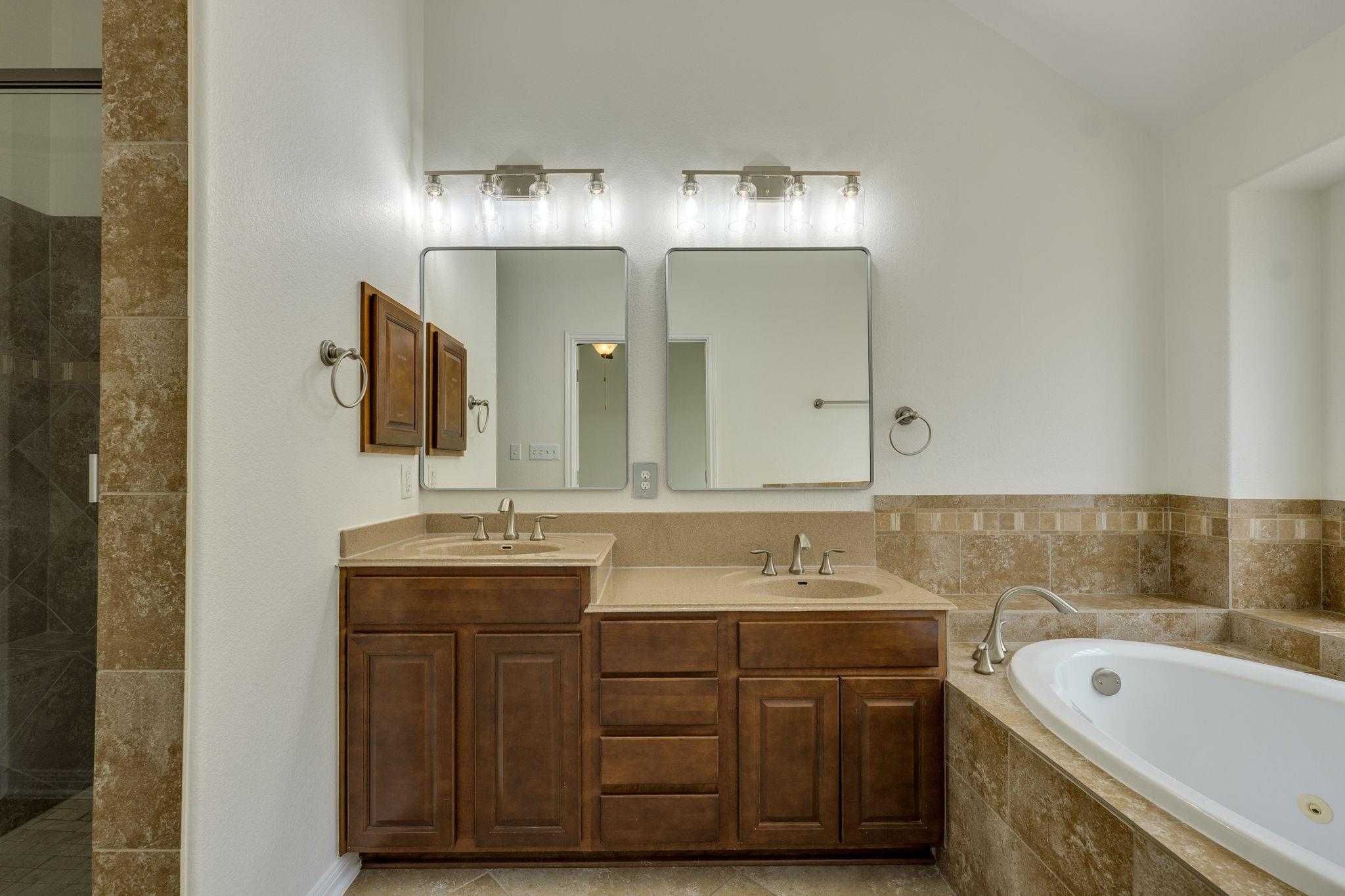 12617 Tierra Grande Trl, Austin, TX 78732