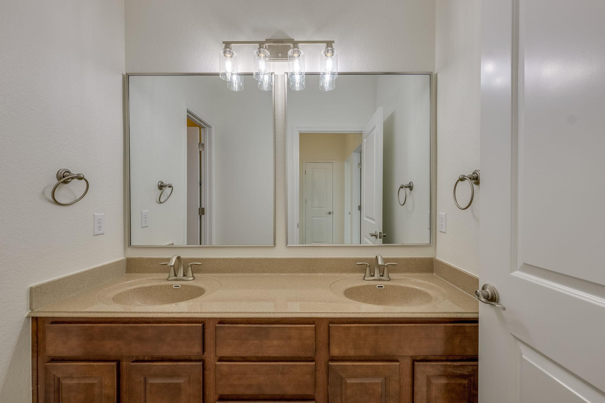 12617 Tierra Grande Trl, Austin, TX 78732