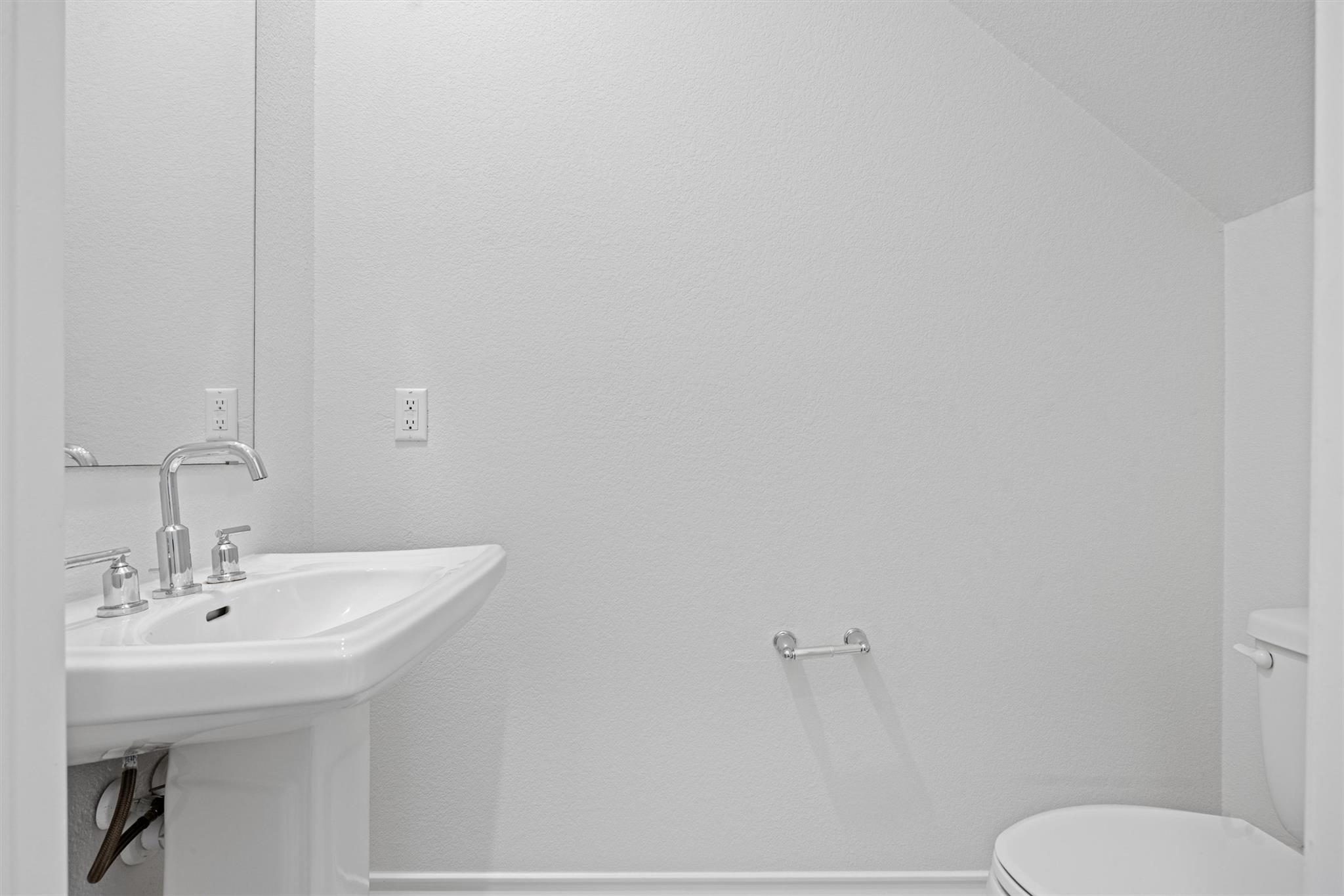 15604 Ellinger Dr, Austin, TX 78728