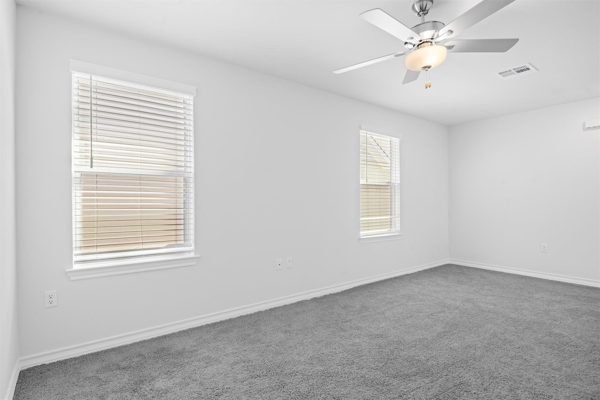 15604 Ellinger Dr, Austin, TX 78728