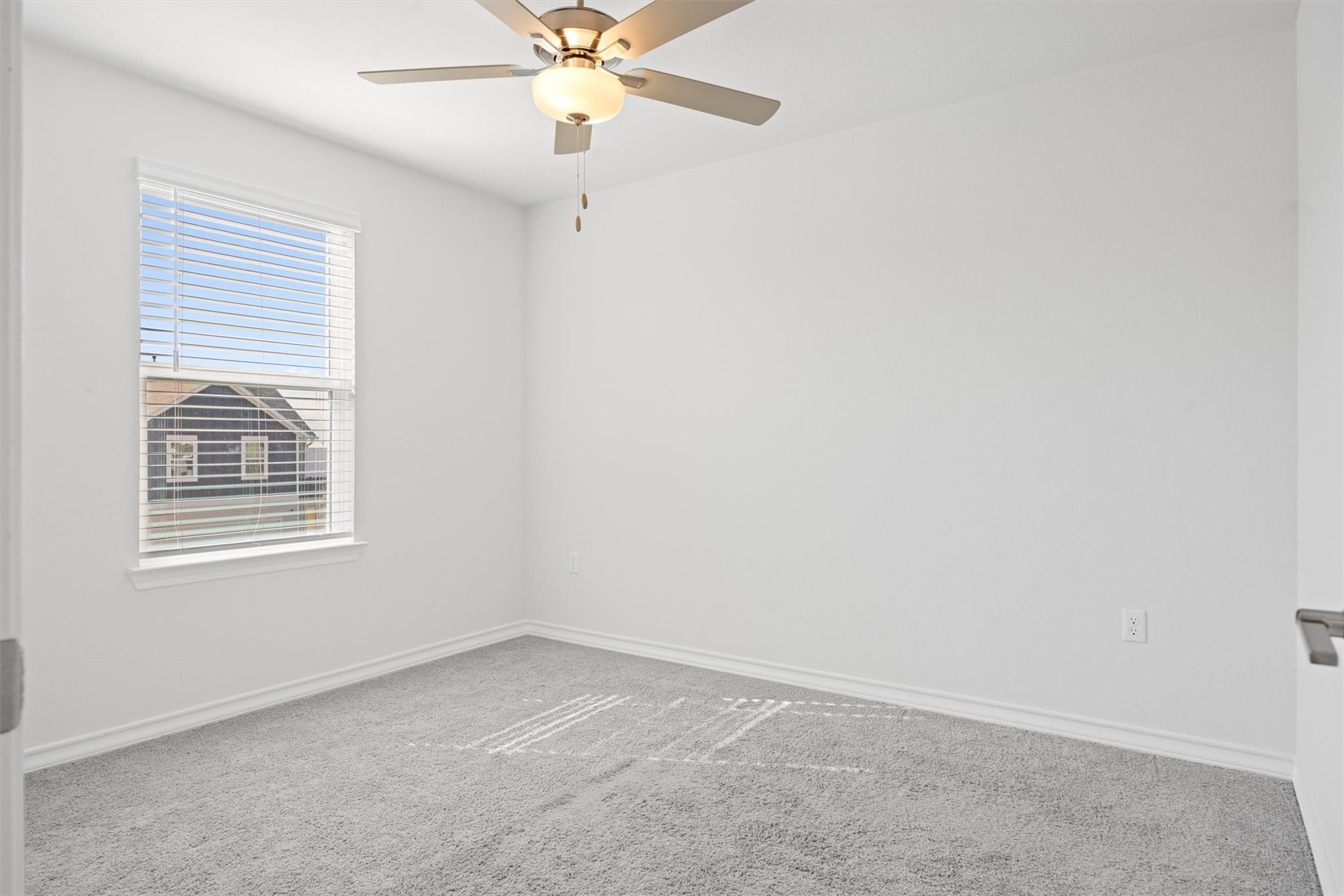 15604 Ellinger Dr, Austin, TX 78728