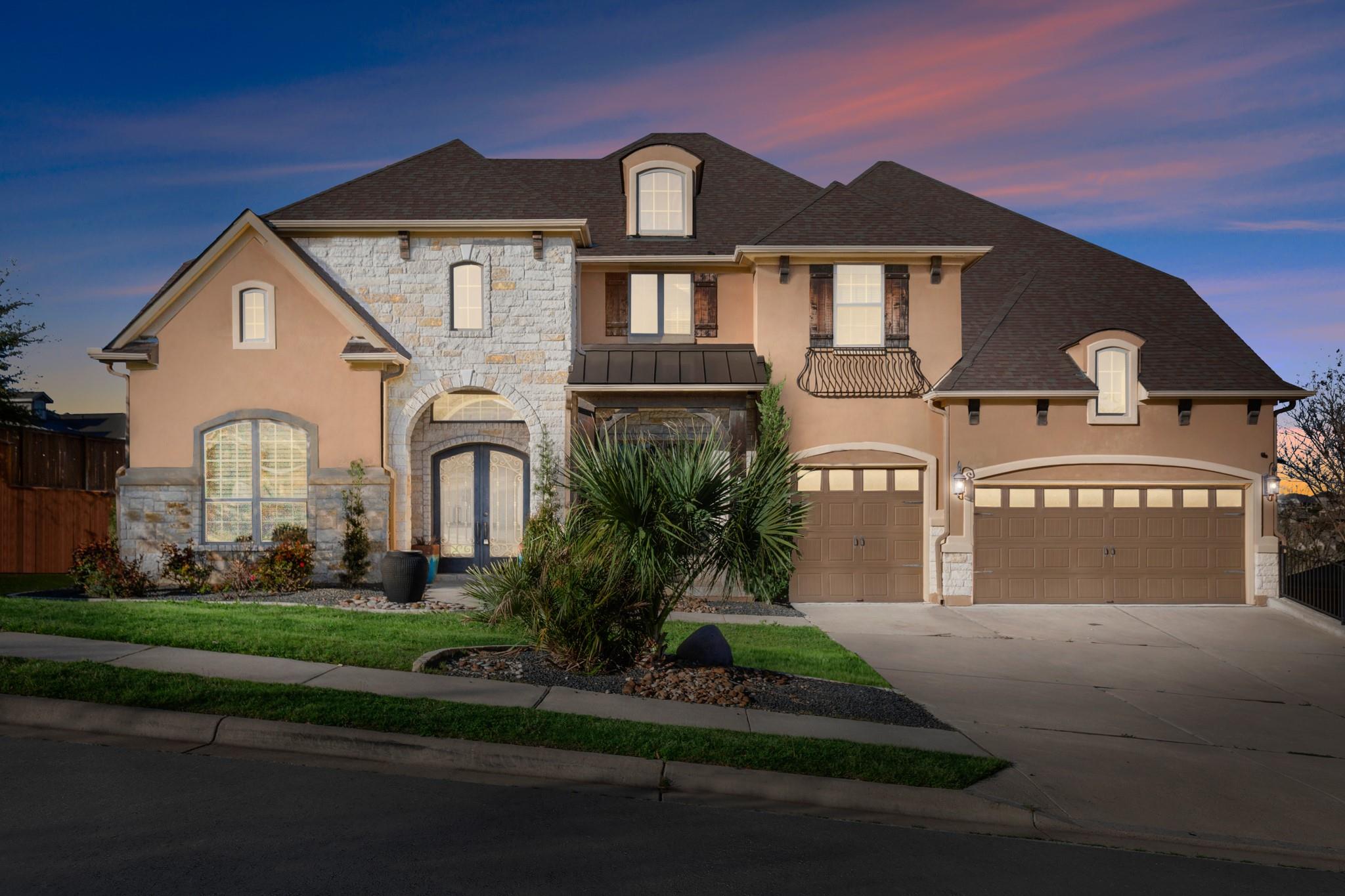 5916 Davenport Divide Rd, Austin, TX 78738