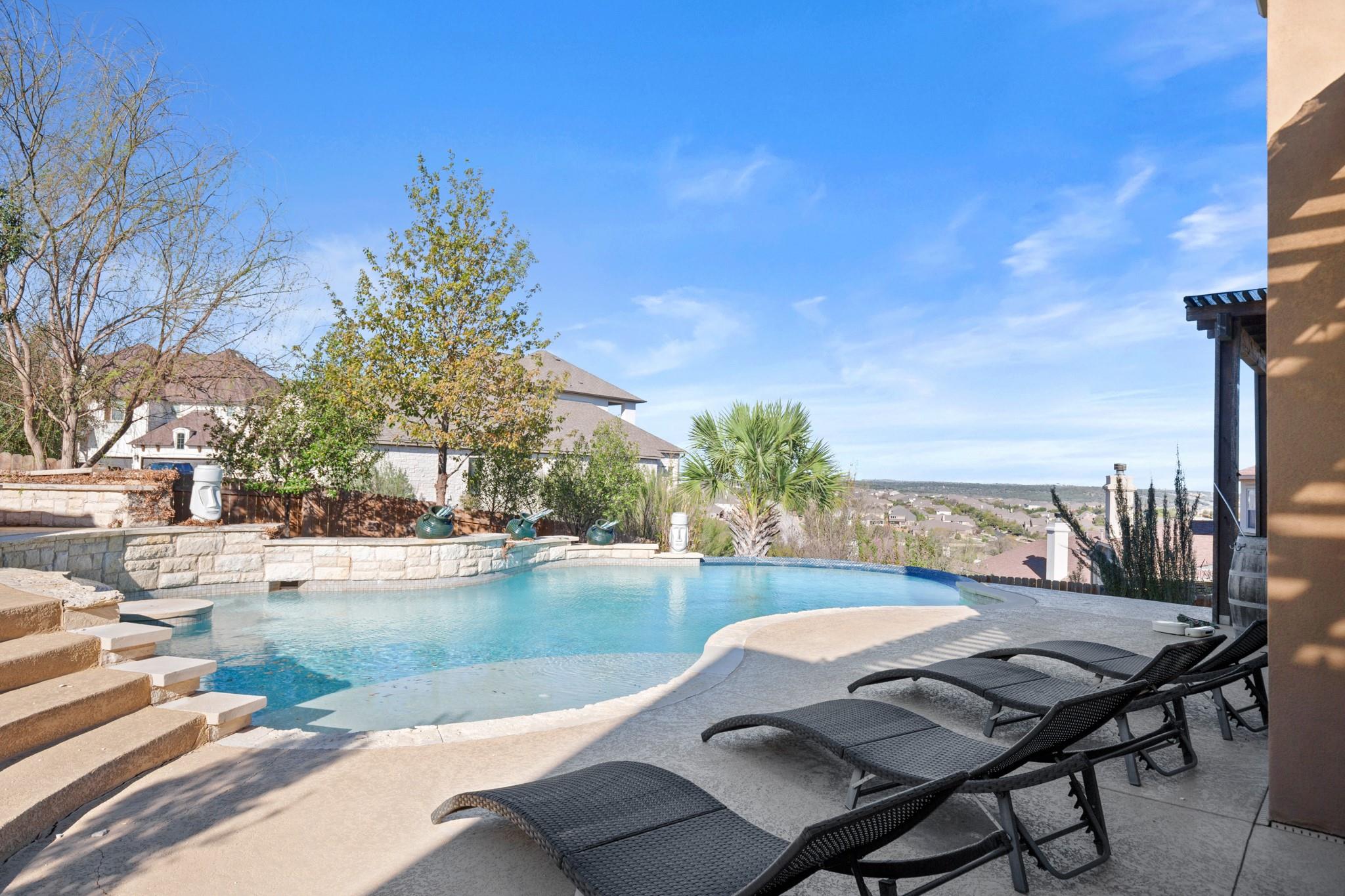 5916 Davenport Divide Rd, Austin, TX 78738