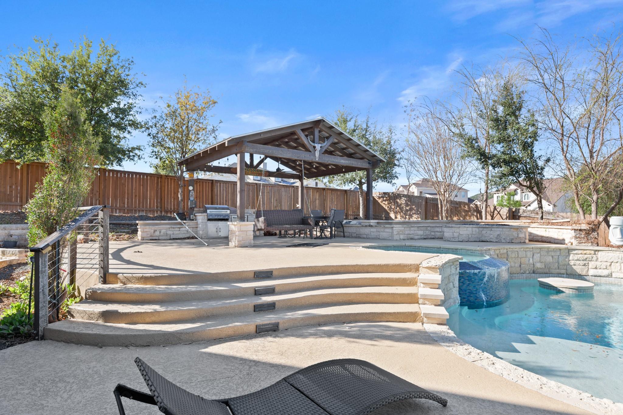 5916 Davenport Divide Rd, Austin, TX 78738