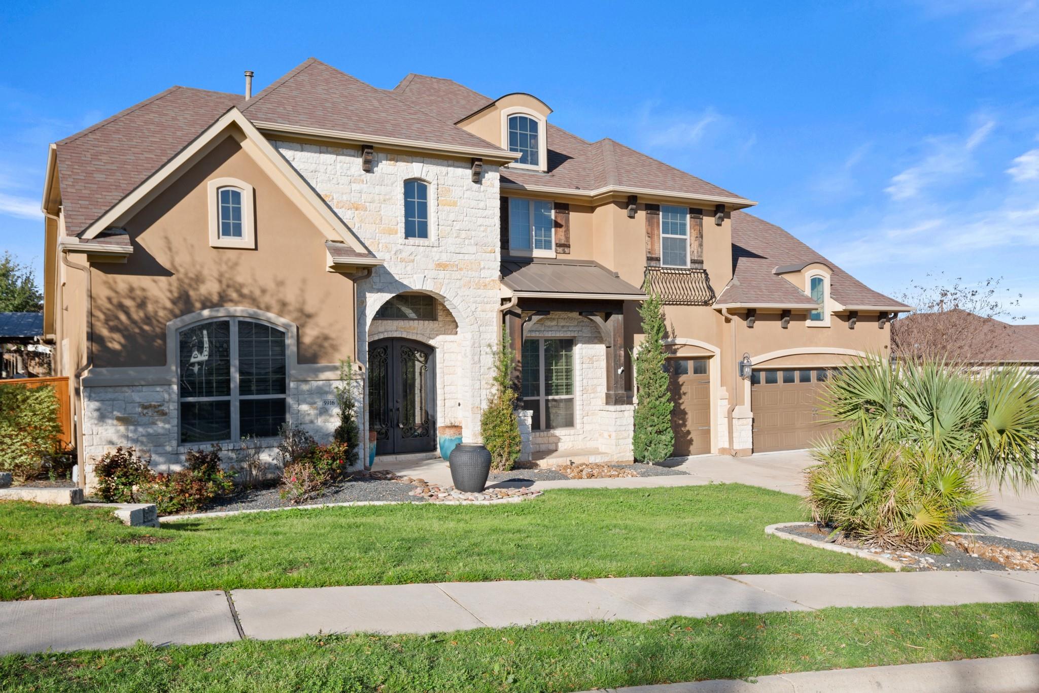 5916 Davenport Divide Rd, Austin, TX 78738