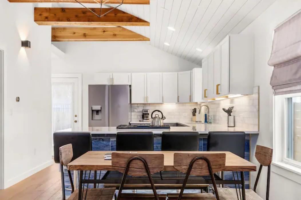 2319 Santa Rita St, Austin, TX 78702