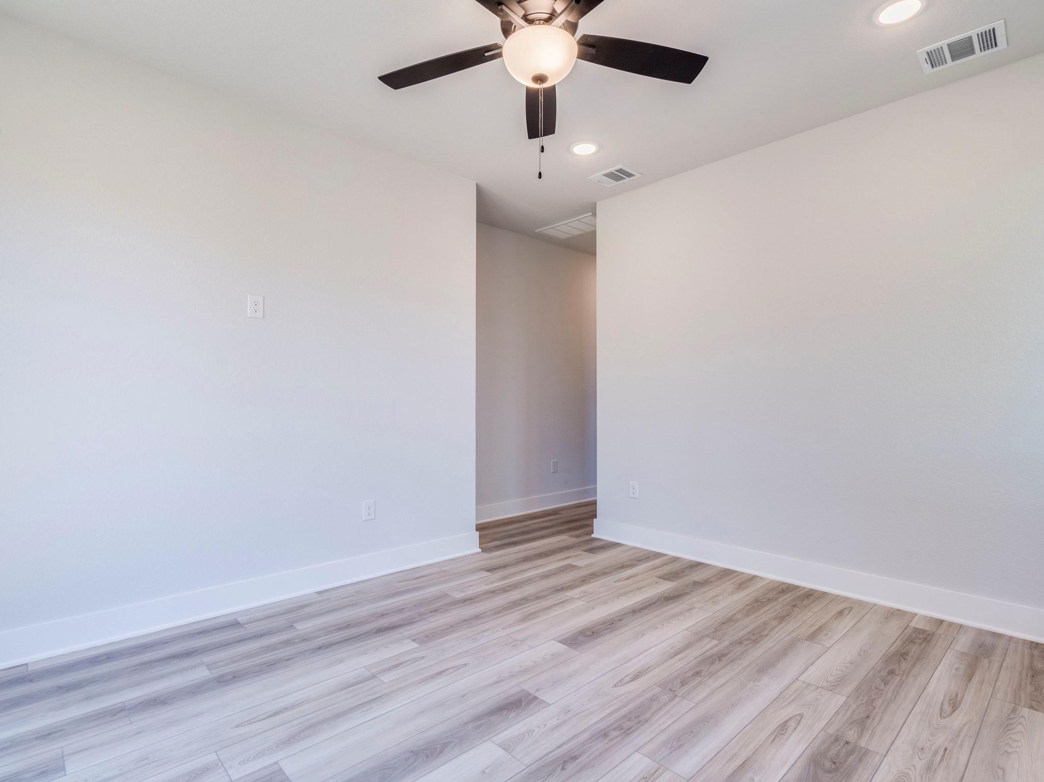 206 E Wonsley Dr # A, Austin, TX 78753