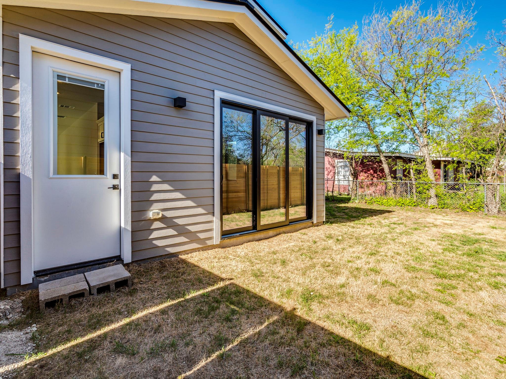 206 E Wonsley Dr # A, Austin, TX 78753