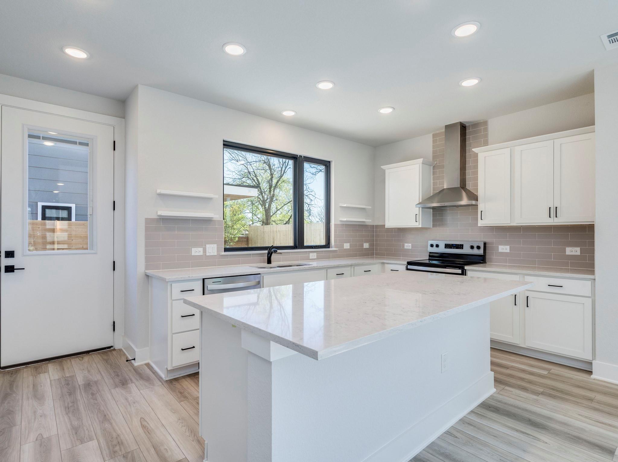 206 E Wonsley Dr # A, Austin, TX 78753