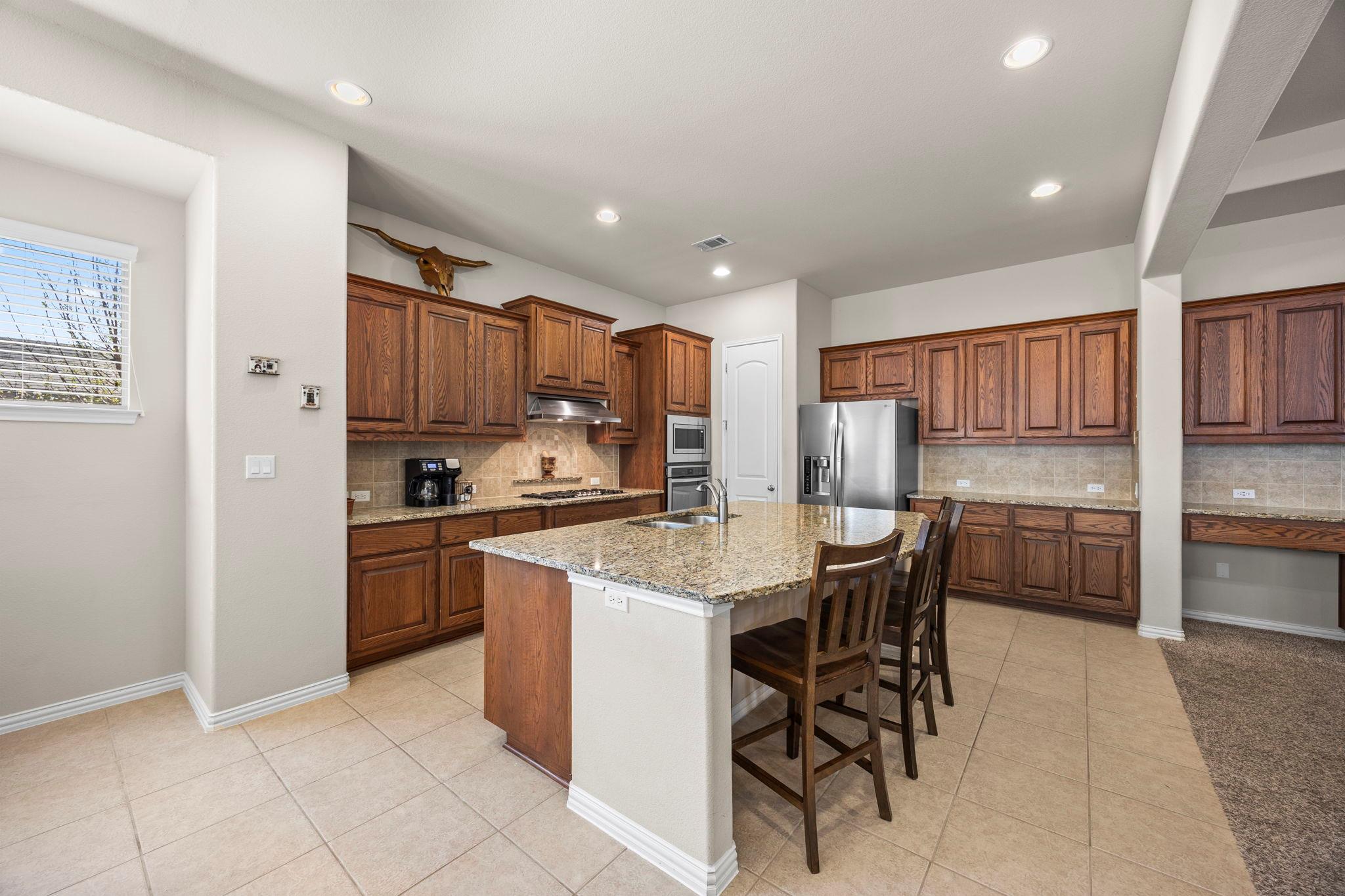 1205 Winding Way Dr, Georgetown, TX 78628