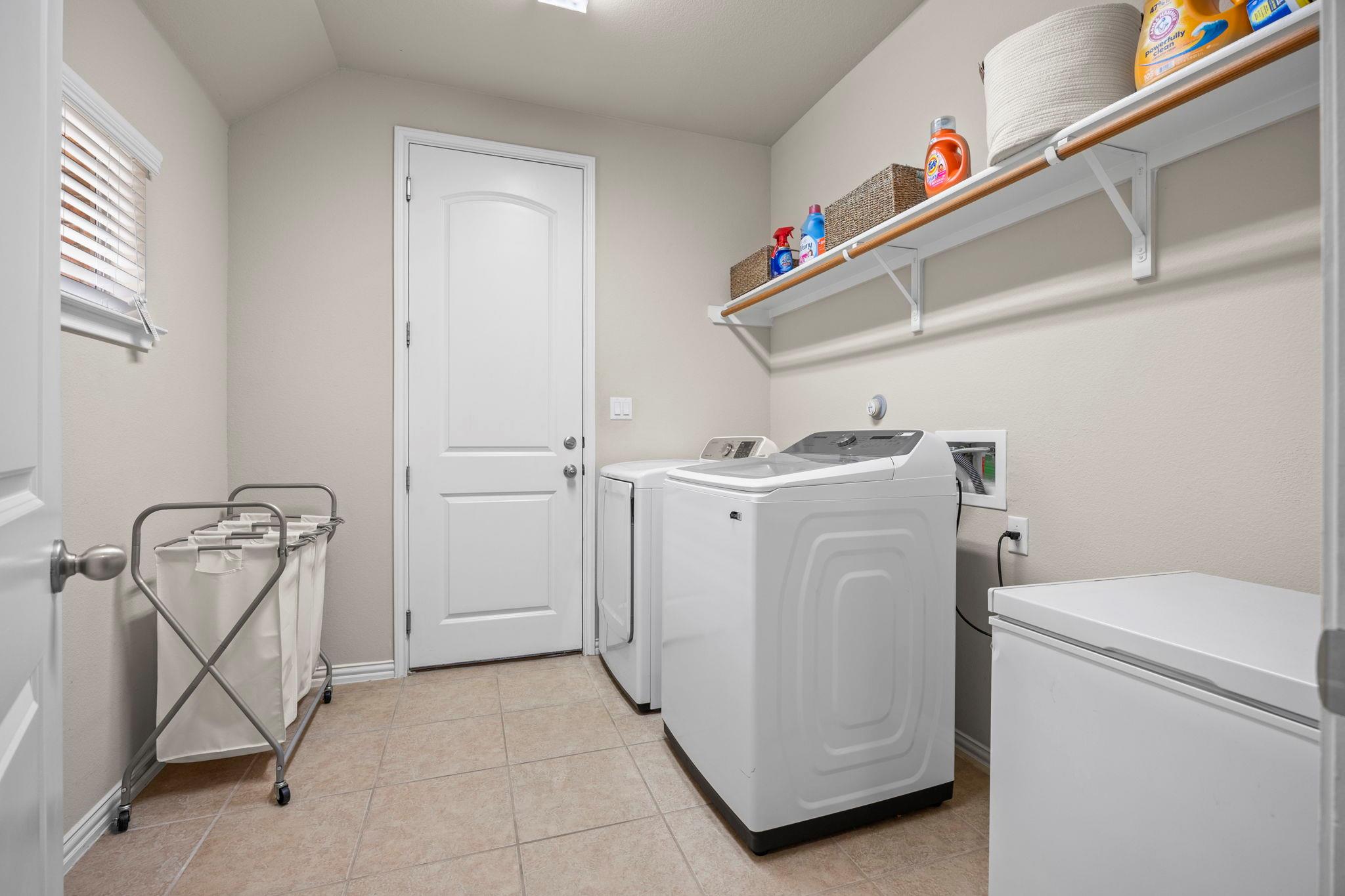 1205 Winding Way Dr, Georgetown, TX 78628