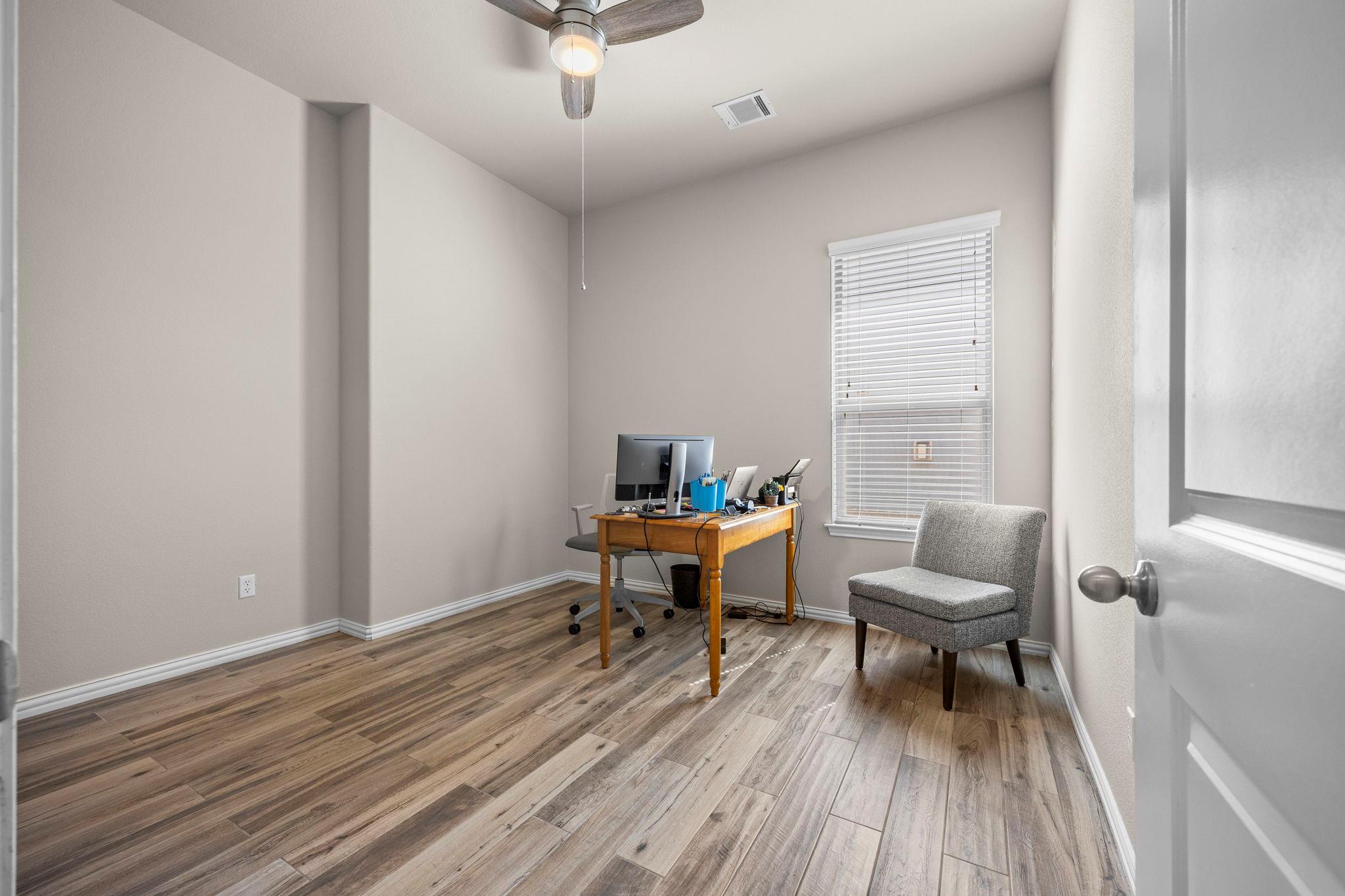 1205 Winding Way Dr, Georgetown, TX 78628