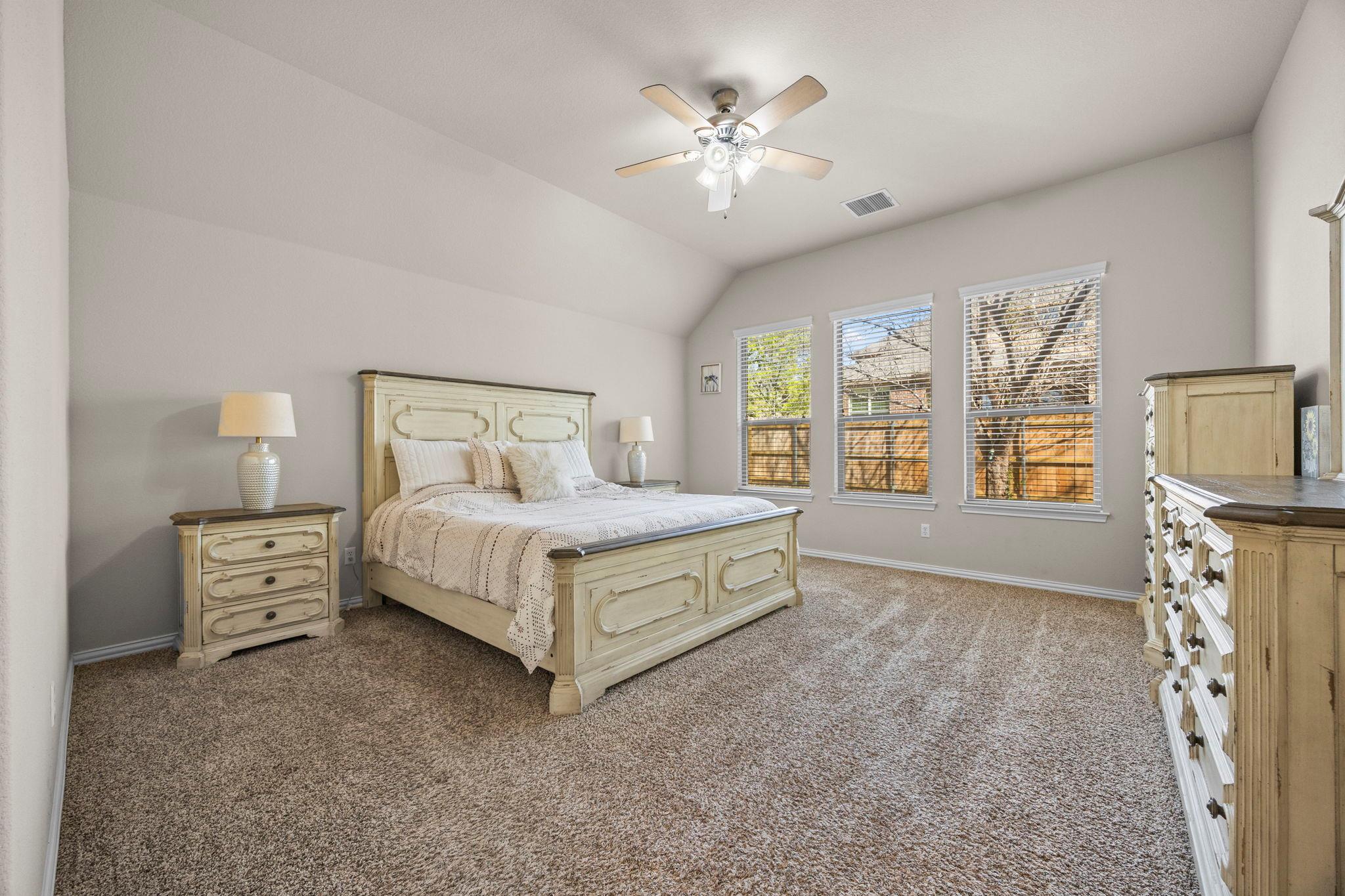 1205 Winding Way Dr, Georgetown, TX 78628