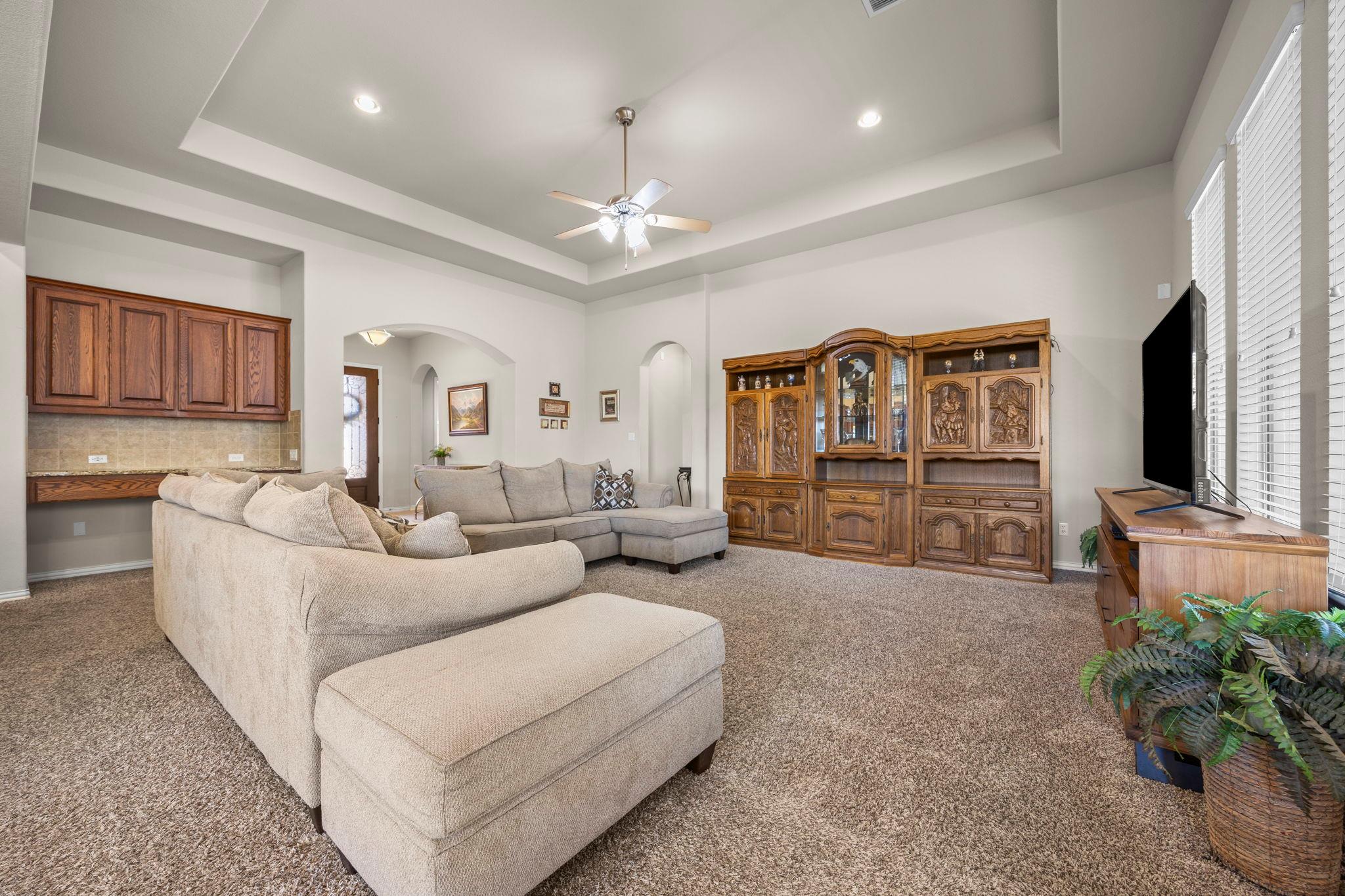 1205 Winding Way Dr, Georgetown, TX 78628