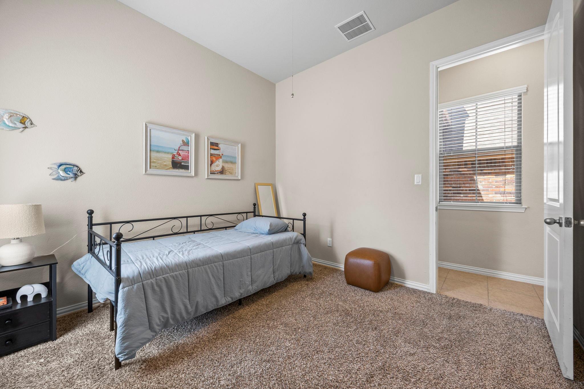 1205 Winding Way Dr, Georgetown, TX 78628