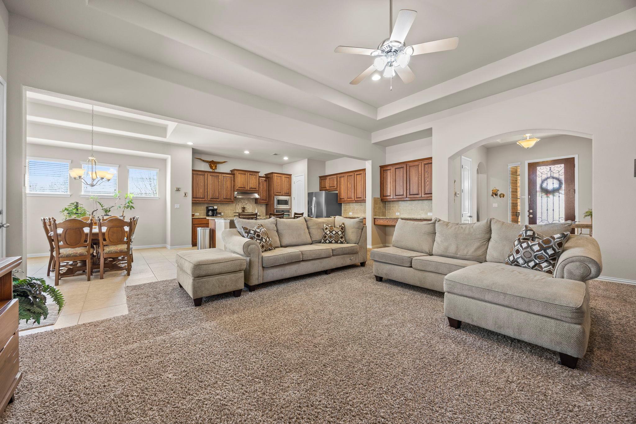 1205 Winding Way Dr, Georgetown, TX 78628