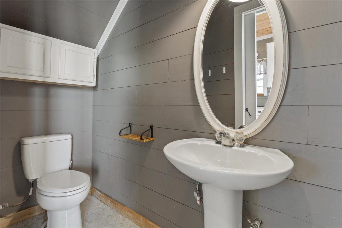 15629 Romberg Rd, Holland, TX 76534