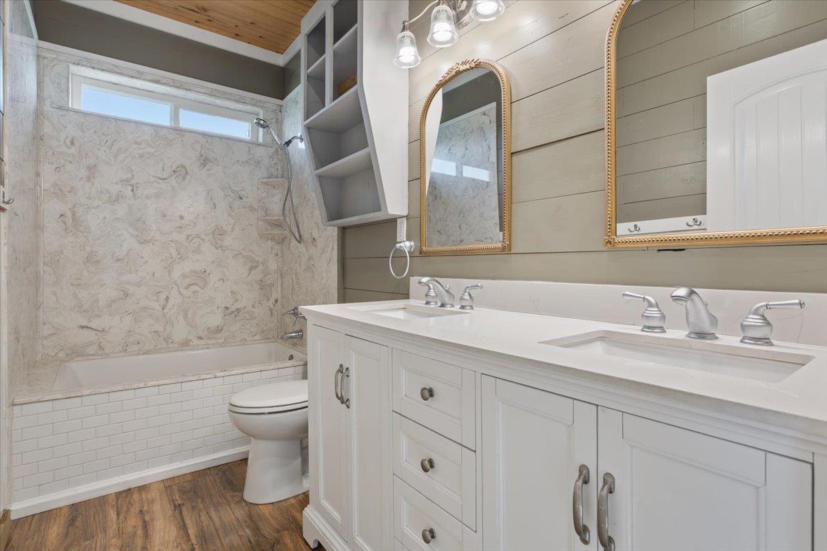 15629 Romberg Rd, Holland, TX 76534