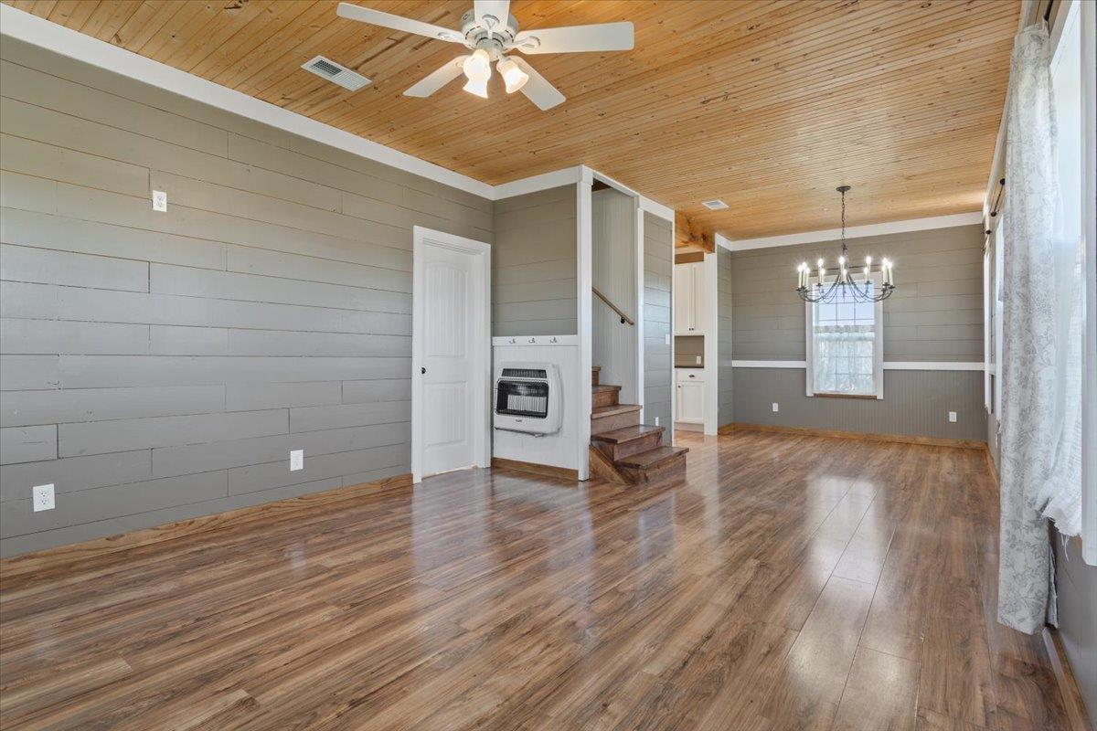 15629 Romberg Rd, Holland, TX 76534