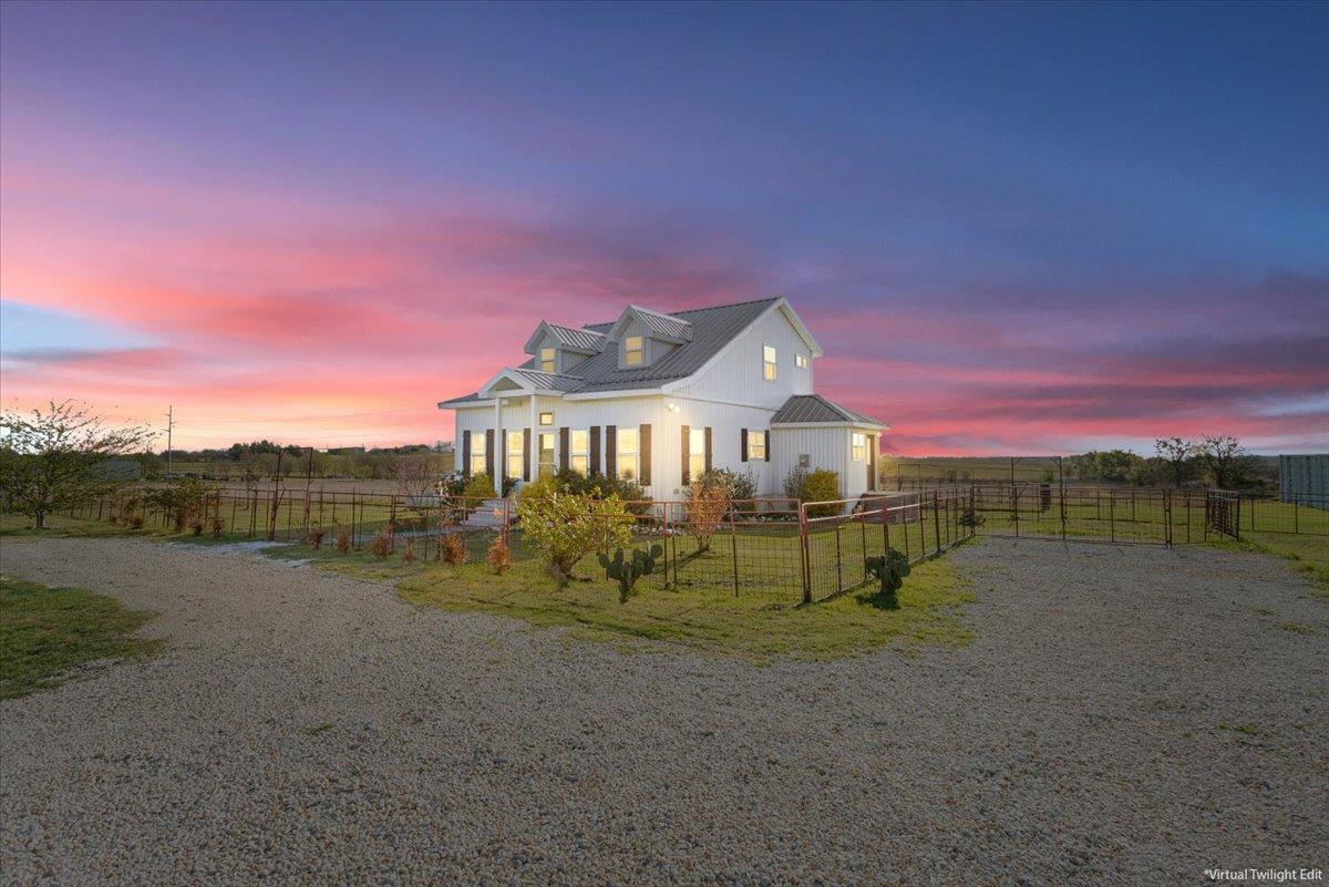 15629 Romberg Rd, Holland, TX 76534