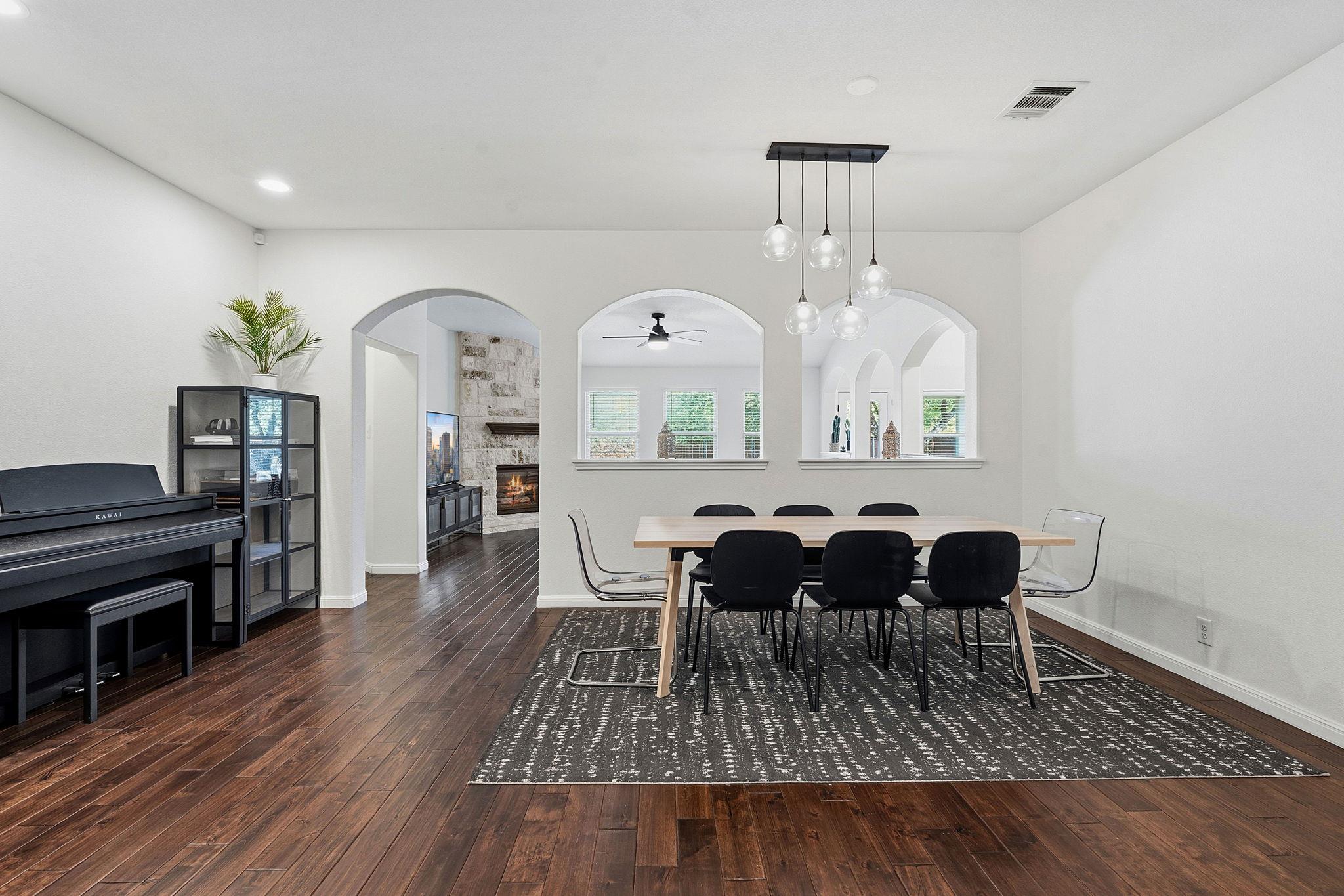 120 Florenz Ln, Georgetown, TX 78628