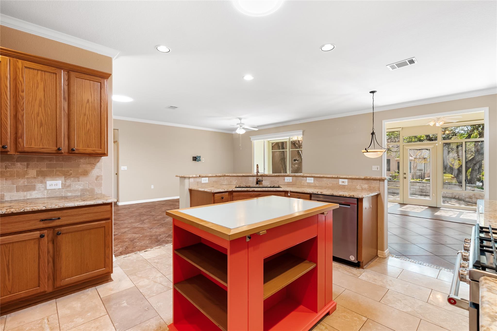 103 Harness Ln, Georgetown, TX 78633