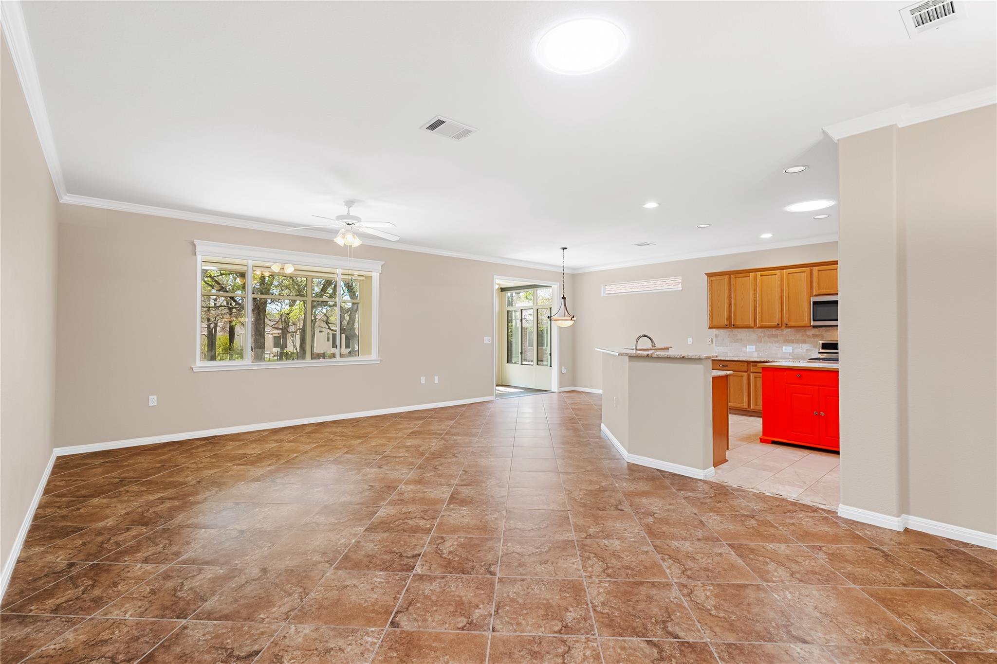 103 Harness Ln, Georgetown, TX 78633