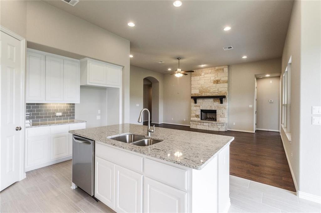 5117 Texas Bluebell Dr, Spicewood, TX 78669