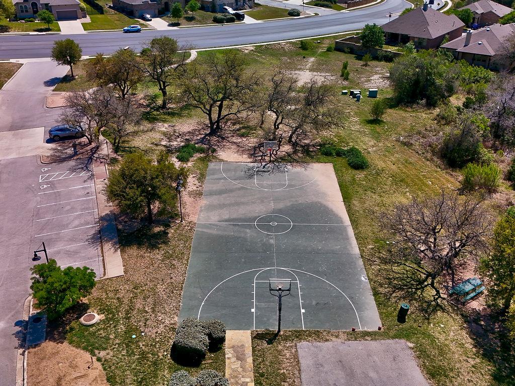 5117 Texas Bluebell Dr, Spicewood, TX 78669