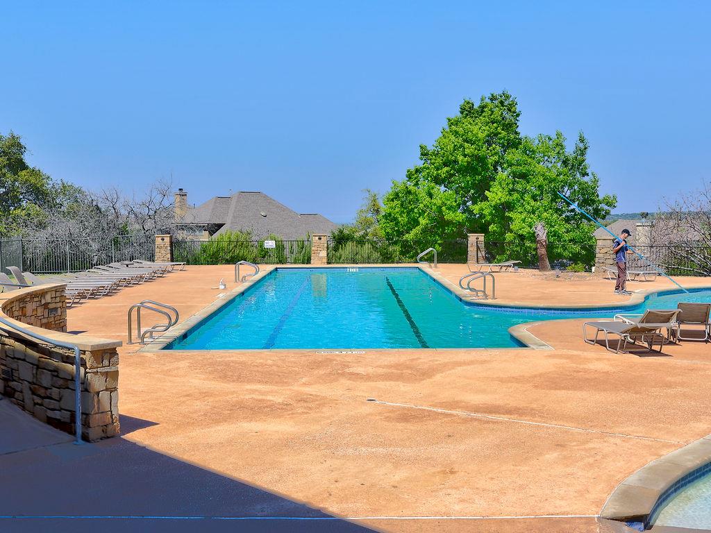 5117 Texas Bluebell Dr, Spicewood, TX 78669