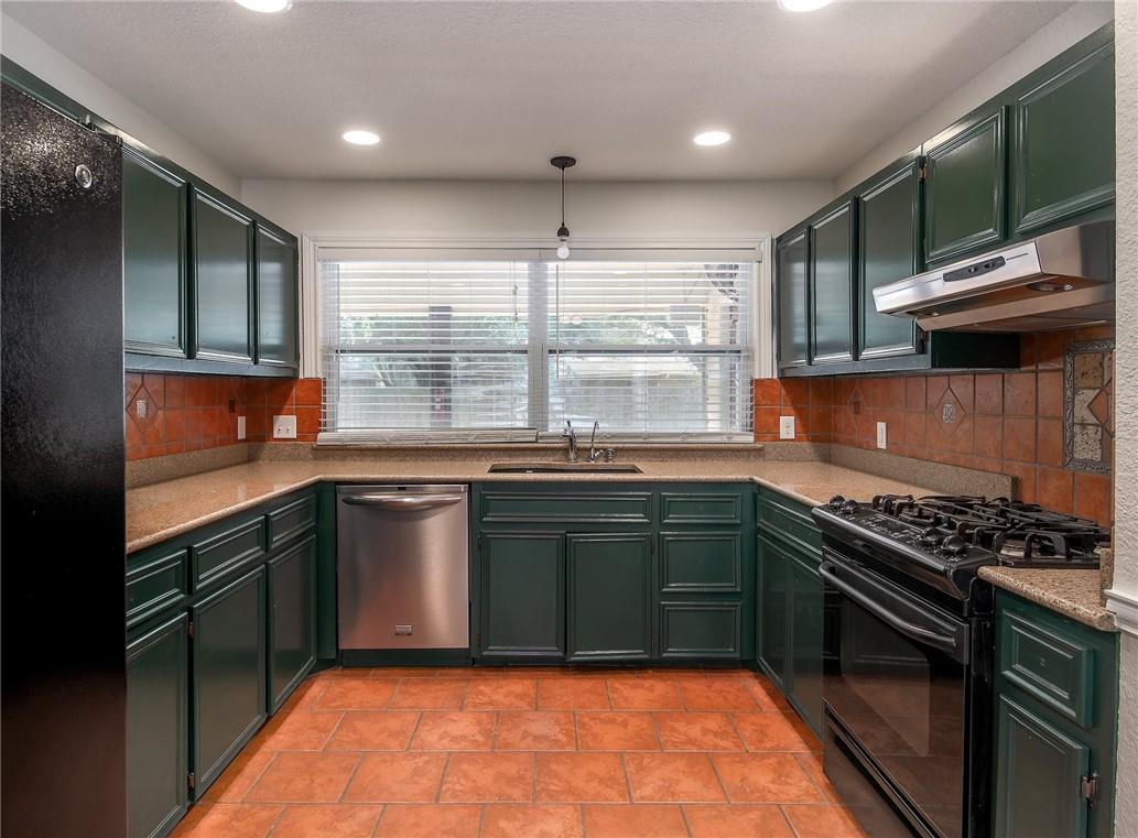 507 San Jacinto St, Lockhart, TX 78644