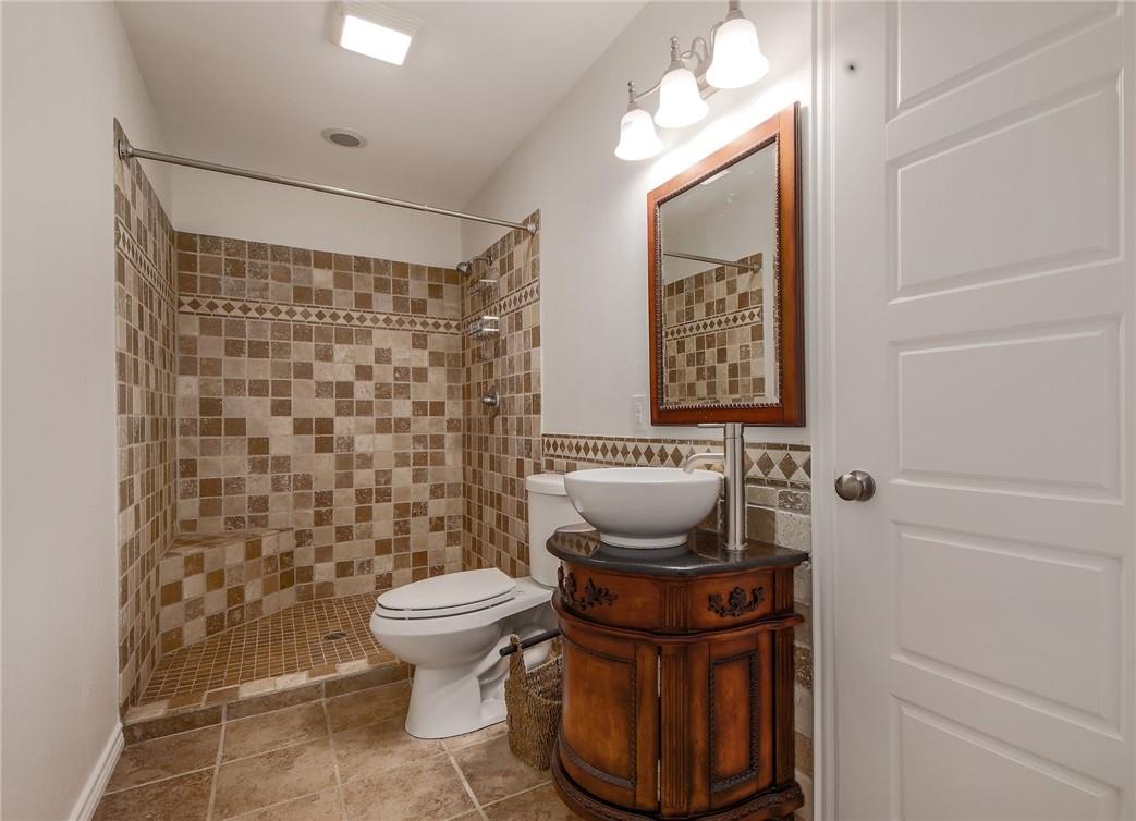 507 San Jacinto St, Lockhart, TX 78644